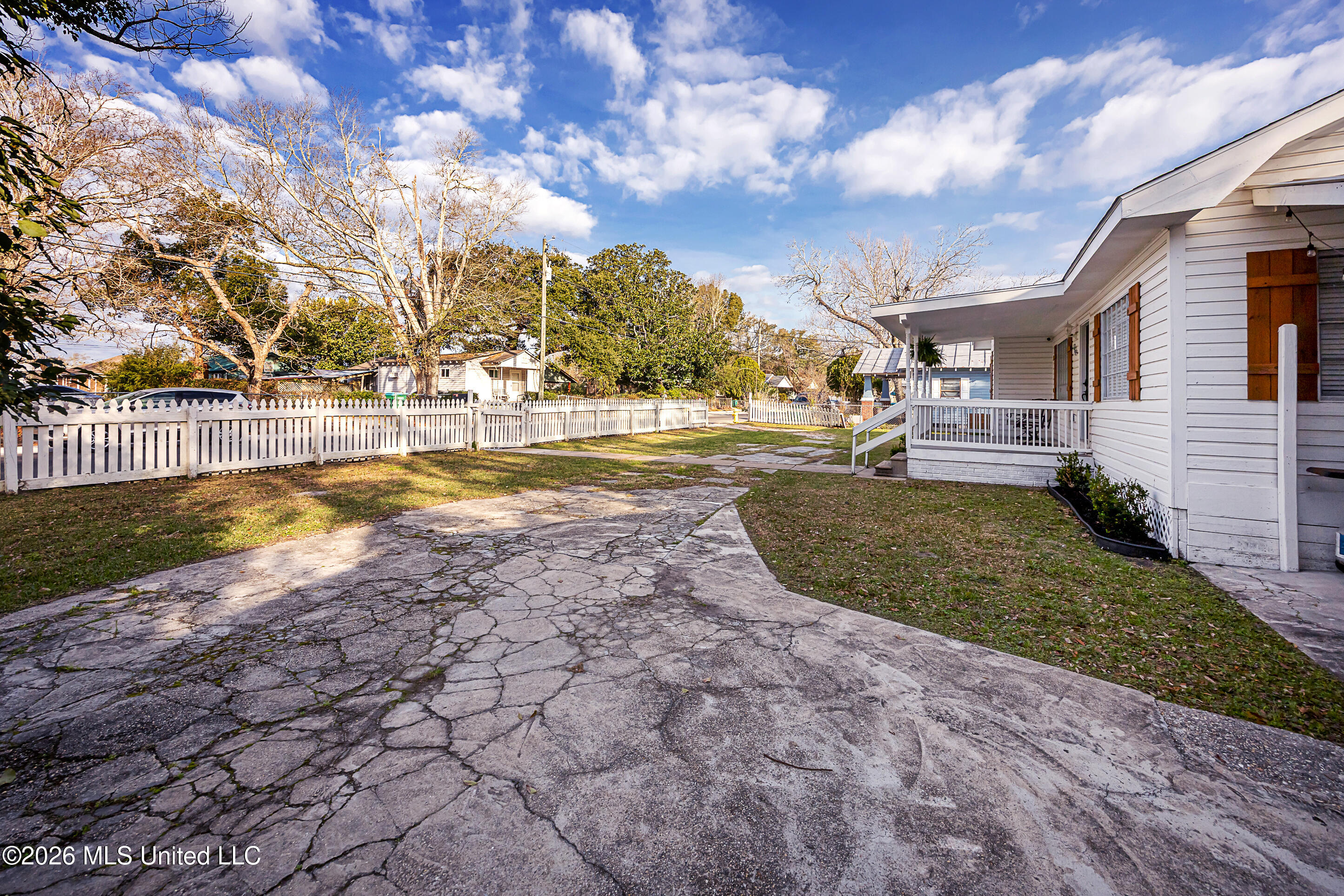 206 Crawford Street Property Photo 7