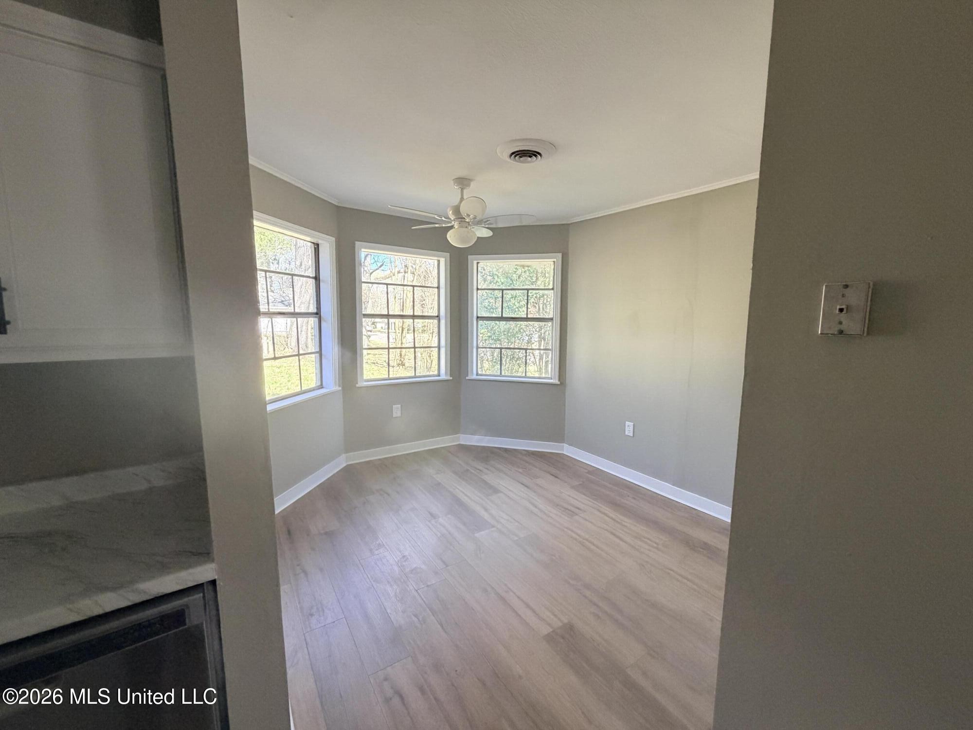 1514 Dorgan Street Property Photo 16