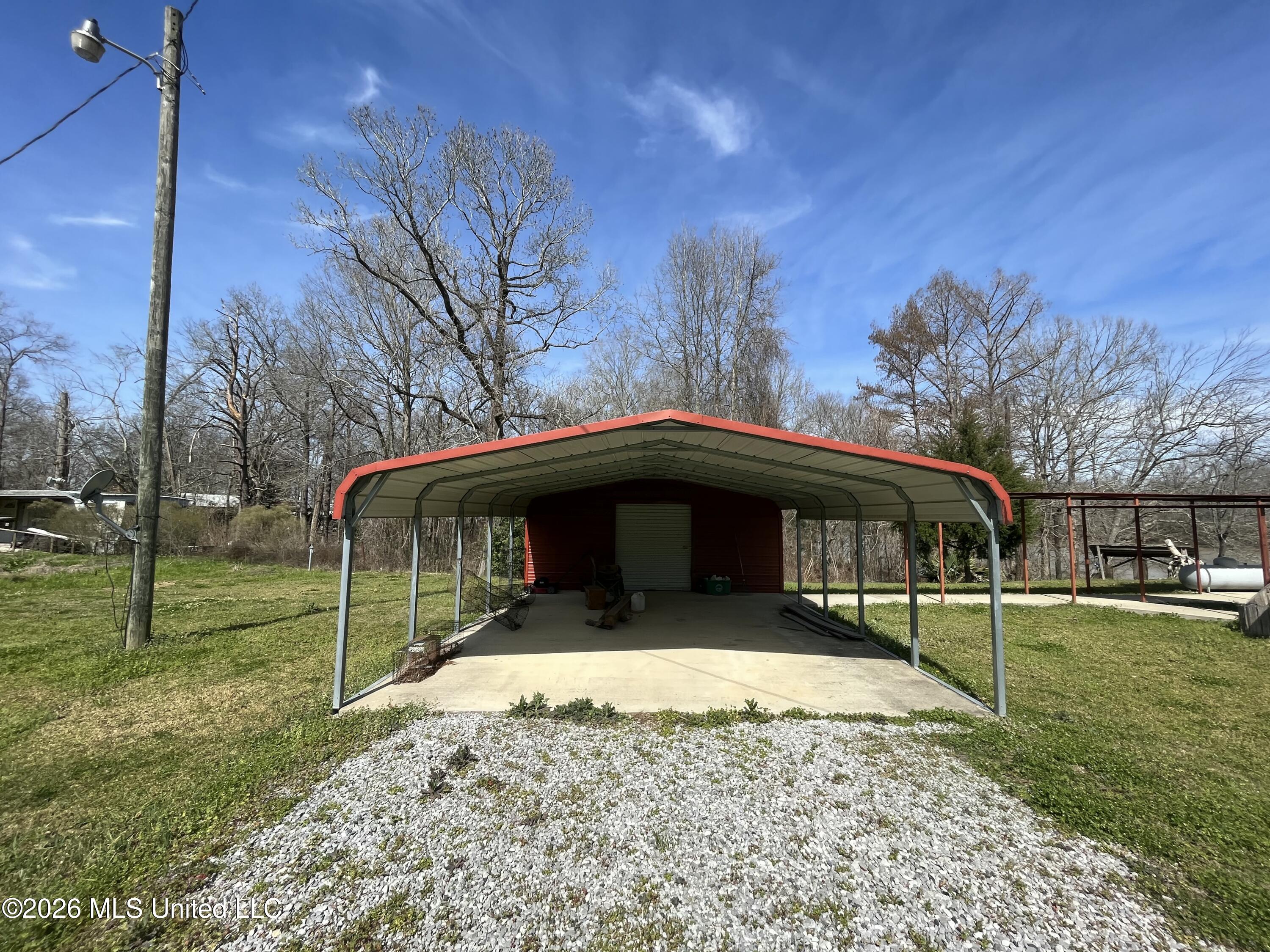 112 Ronald Road Property Photo 2