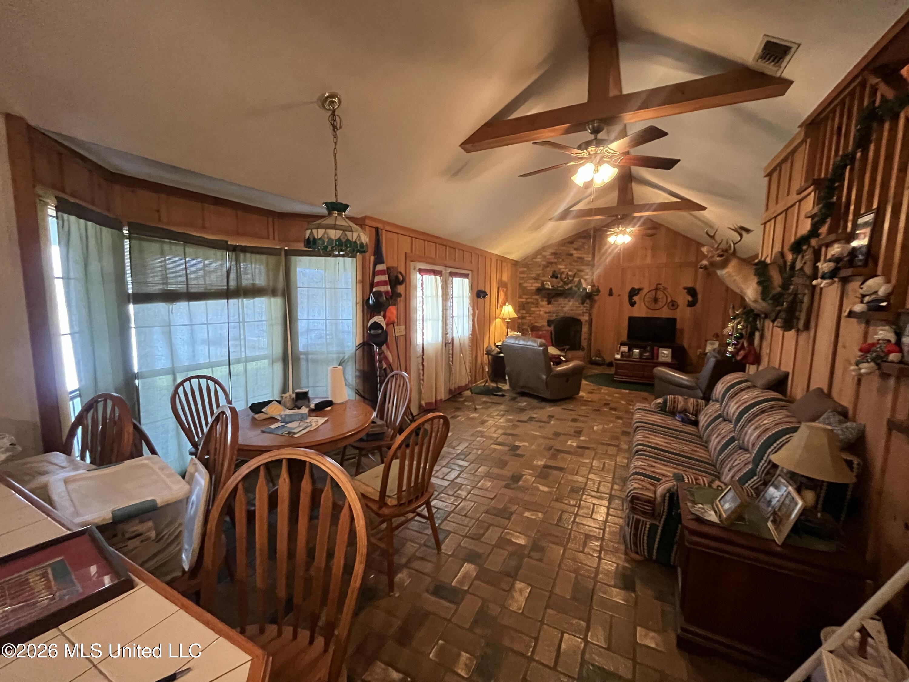 112 Ronald Road Property Photo 6