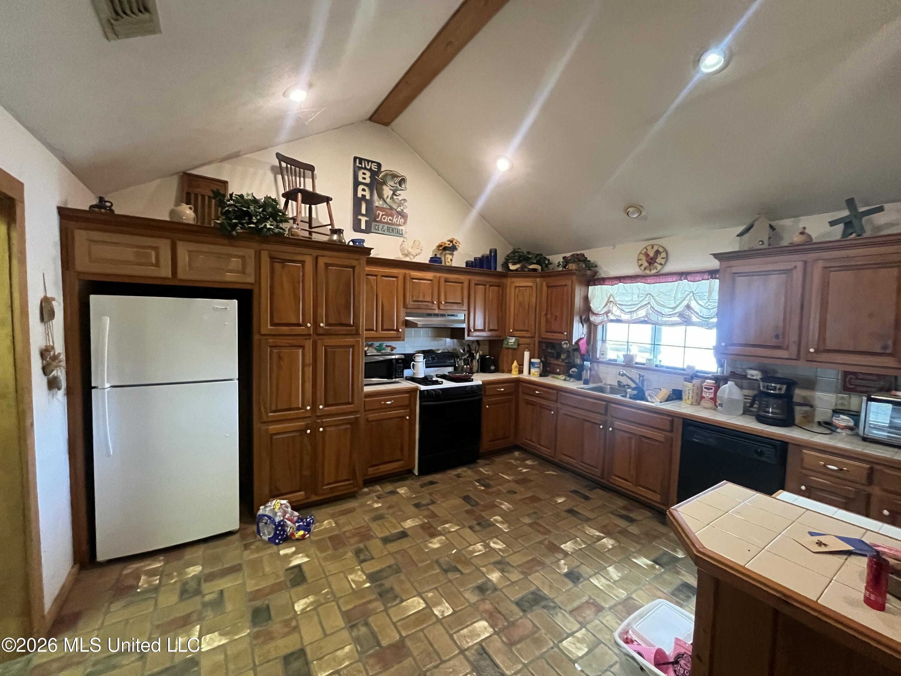 112 Ronald Road Property Photo 10