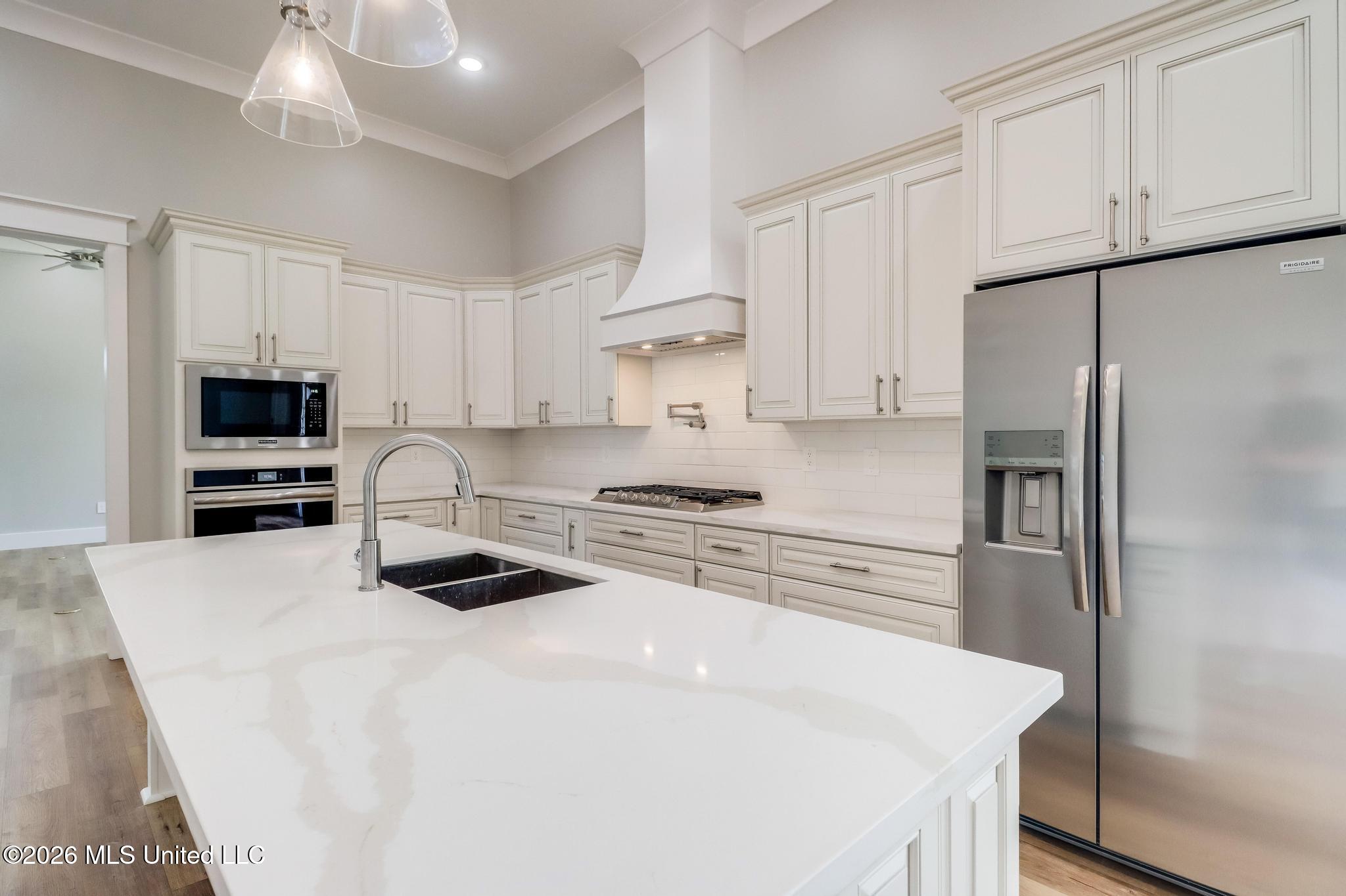 12514 Star Lane Property Photo 2