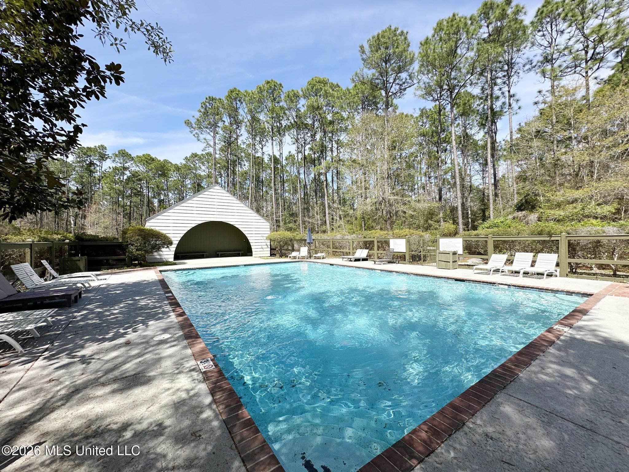 12514 Star Lane Property Photo 4