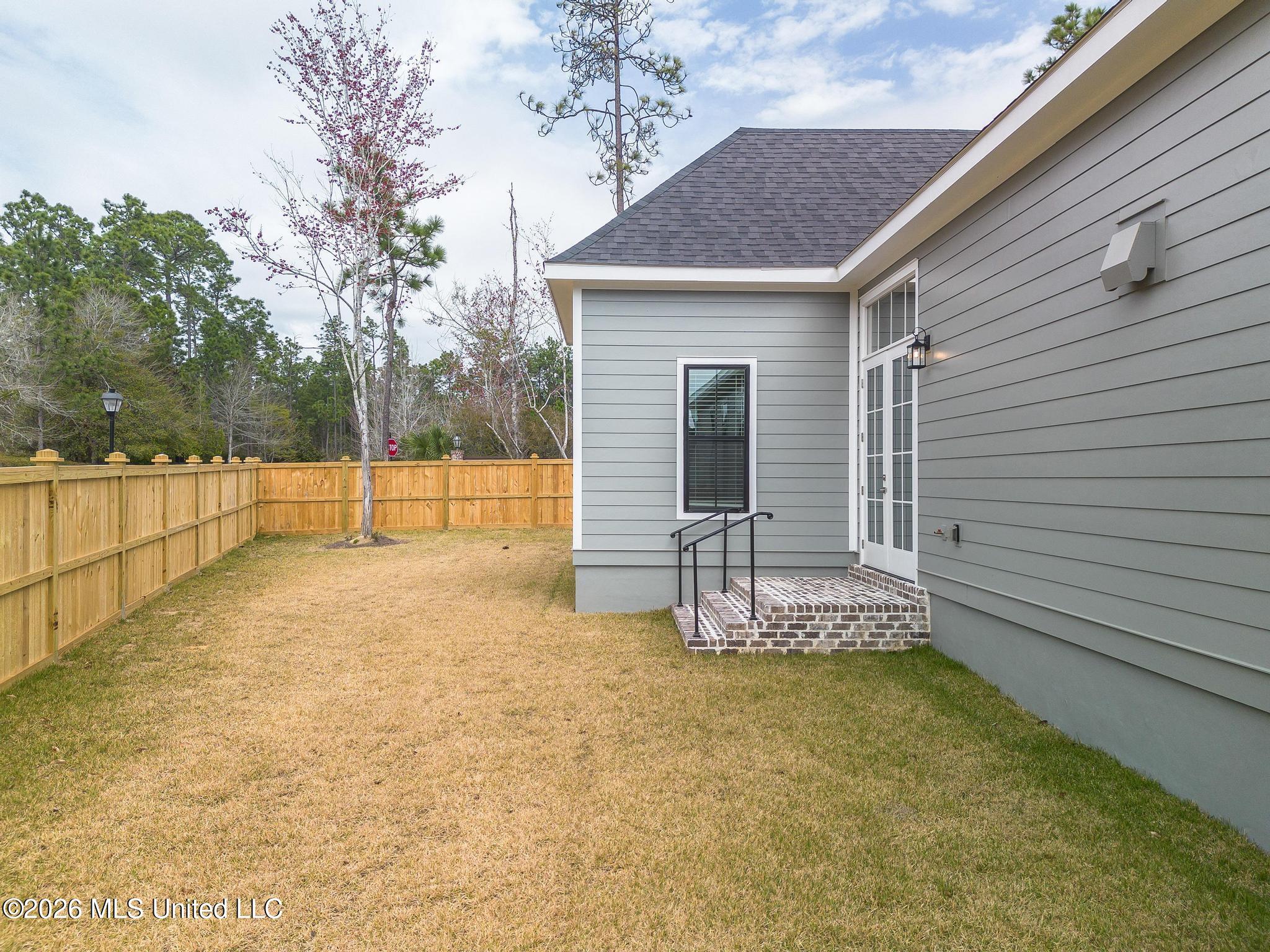 12514 Star Lane Property Photo 24
