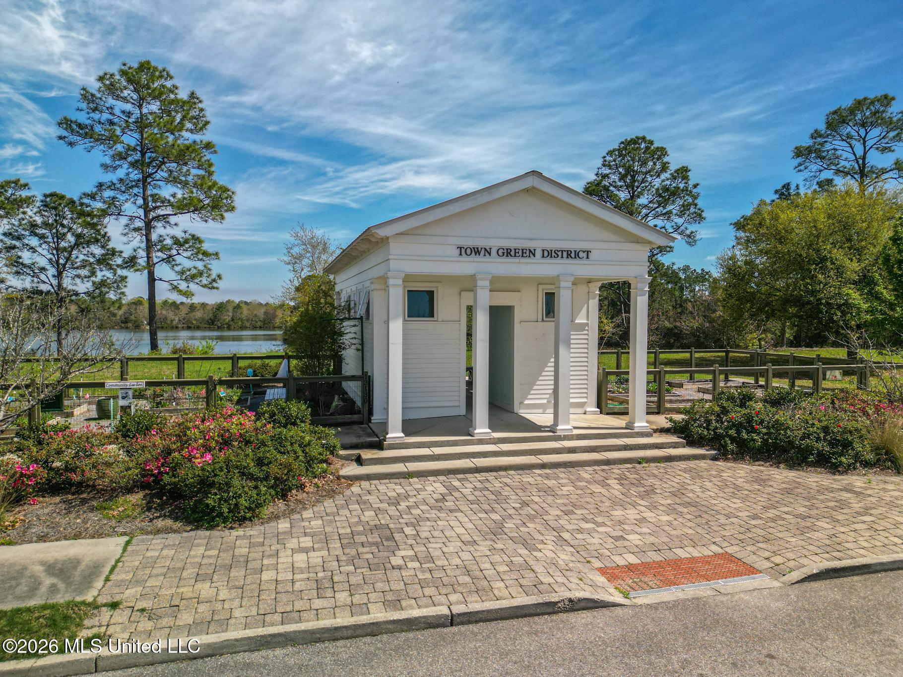 12514 Star Lane Property Photo 37