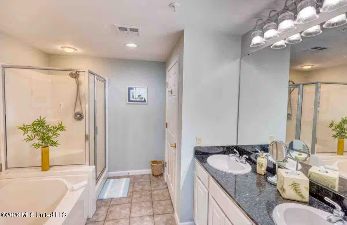 2230 Beach Drive Property Photo 18
