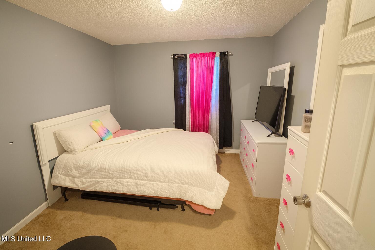 464 S Walnut Street Property Photo 7
