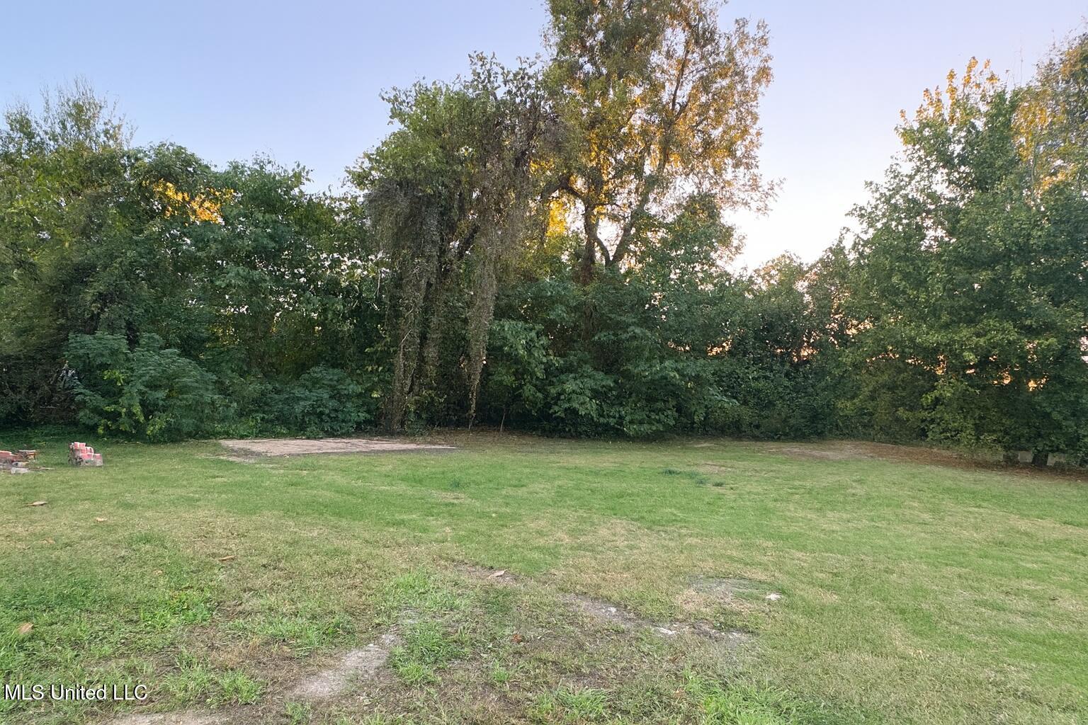 464 S Walnut Street Property Photo 12