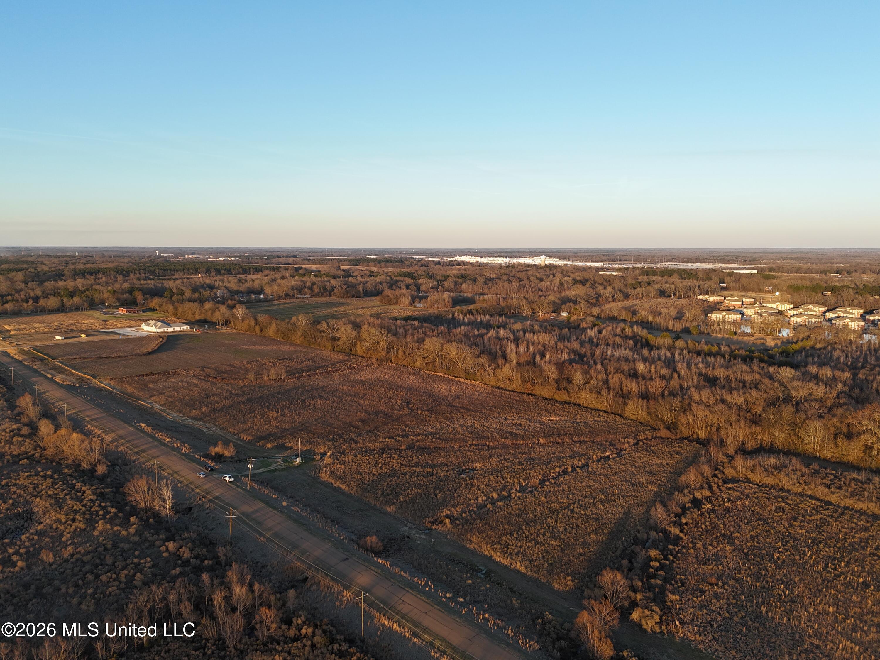 N Calhoun Station Parkway Property Photo 12