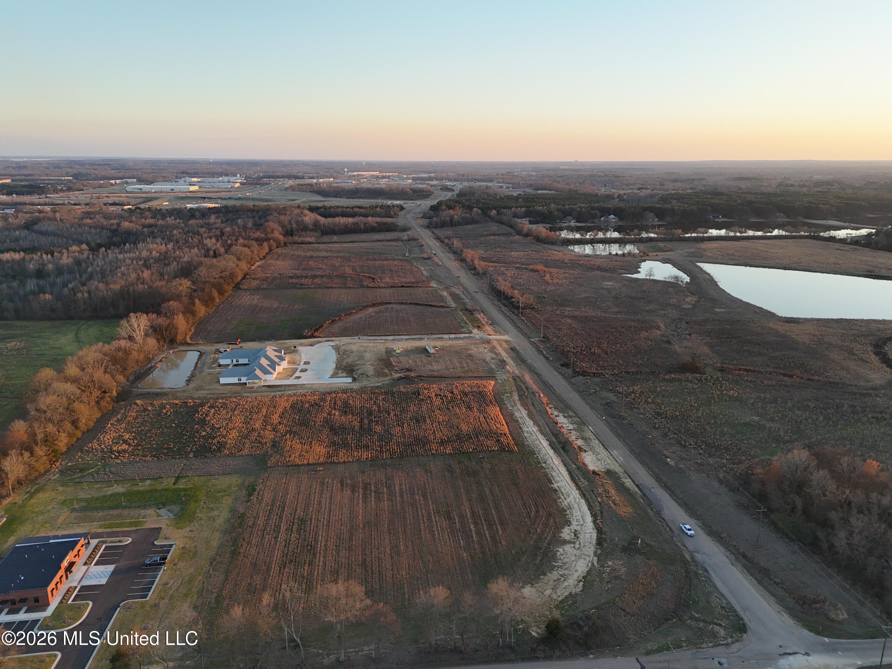 N Calhoun Station Parkway Property Photo 26