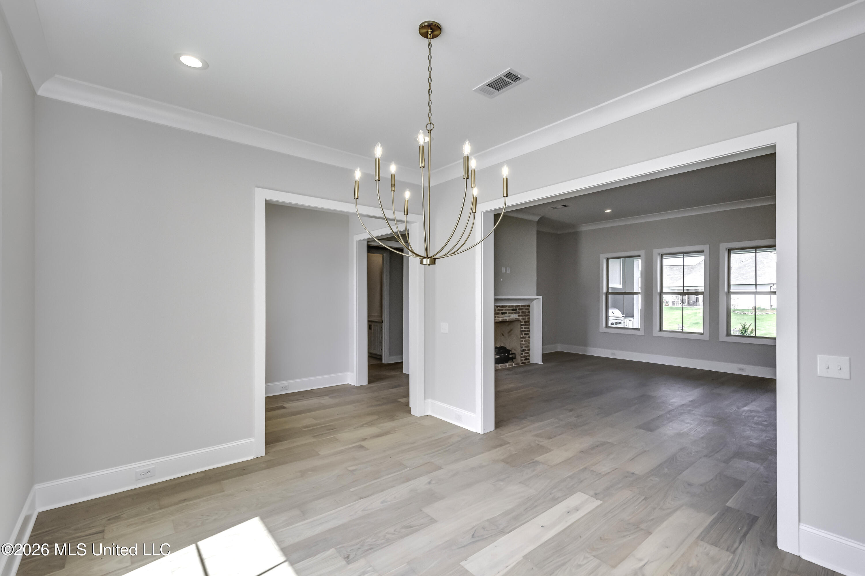 114 Charleston Cove Property Photo 8