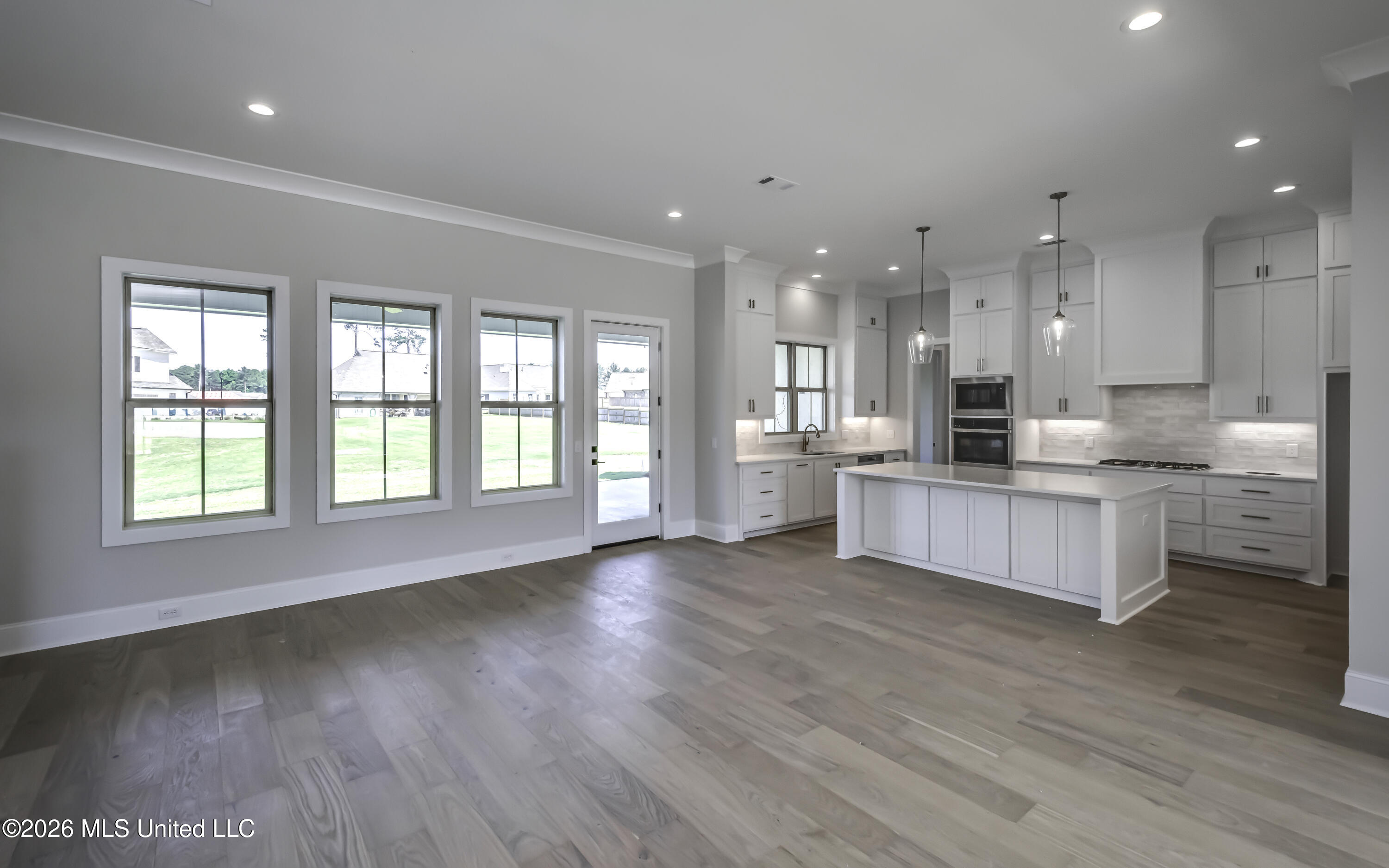 114 Charleston Cove Property Photo 14