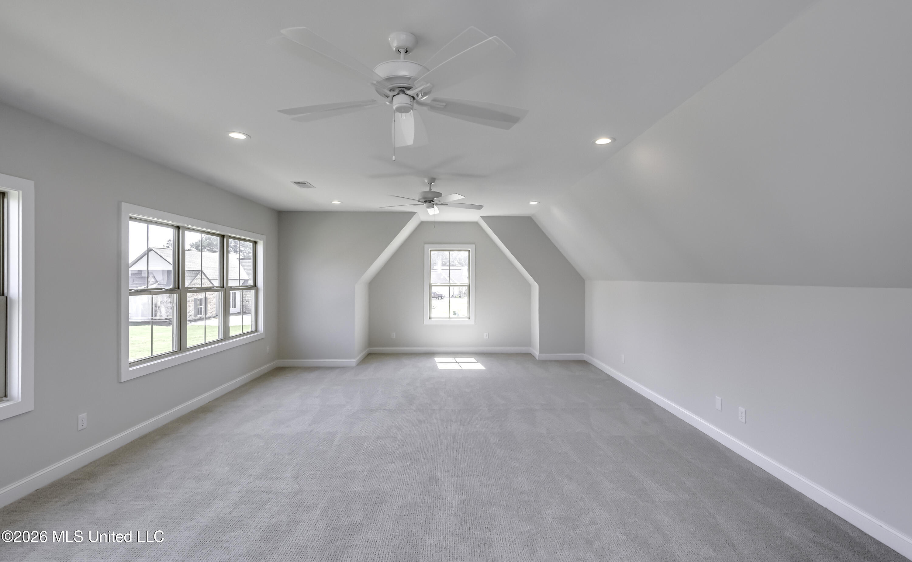 114 Charleston Cove Property Photo 42