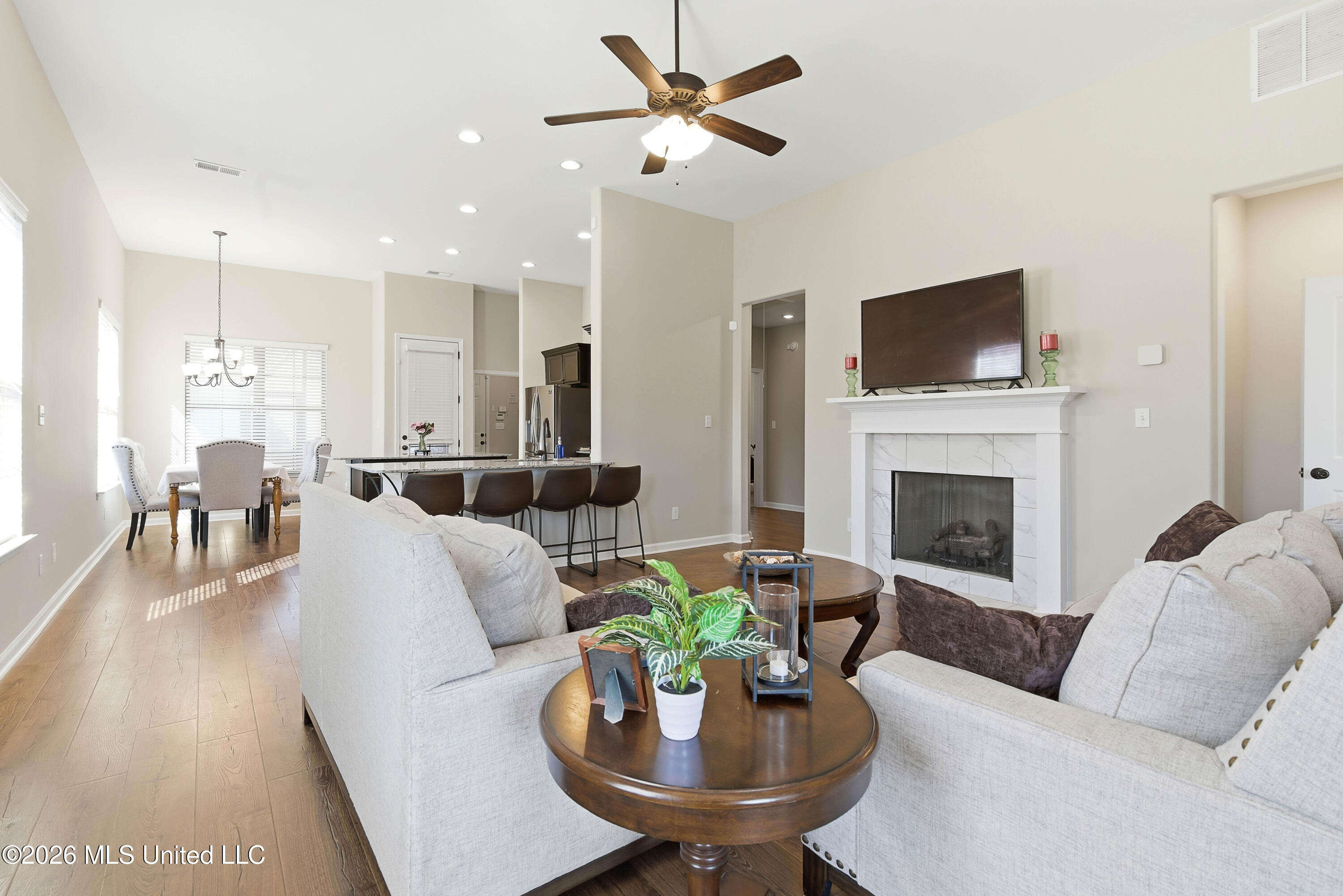6214 Rosemark Road Property Photo 2