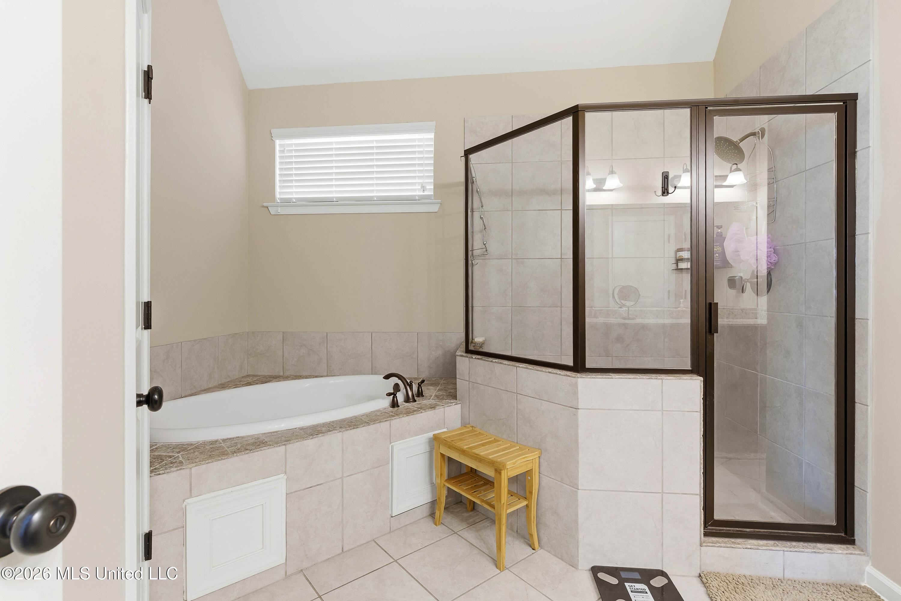 6214 Rosemark Road Property Photo 14