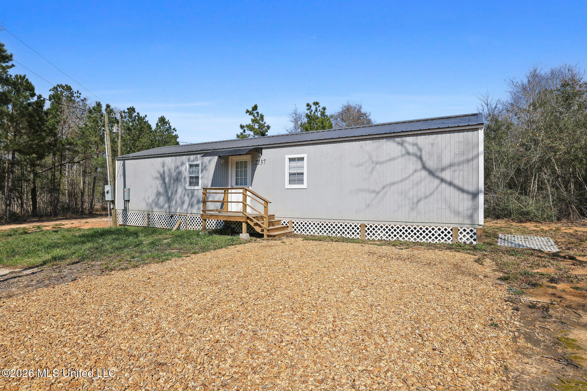 2133 Matthews Road Property Photo 1