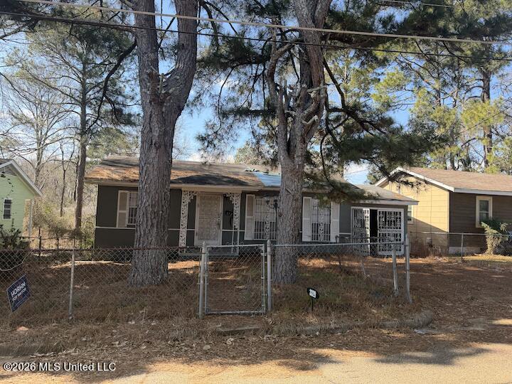 3329 Hollywood Avenue Property Photo 1