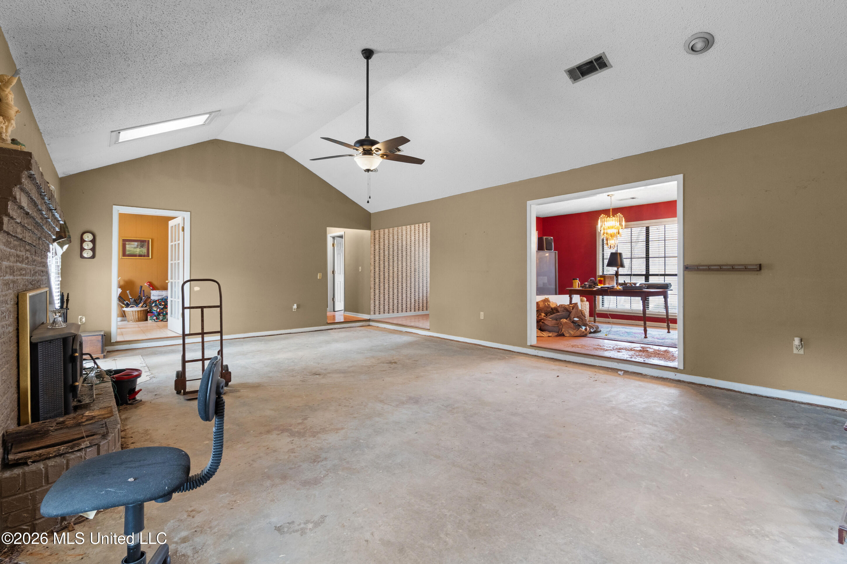 165 Devils Backbone Road Property Photo 9