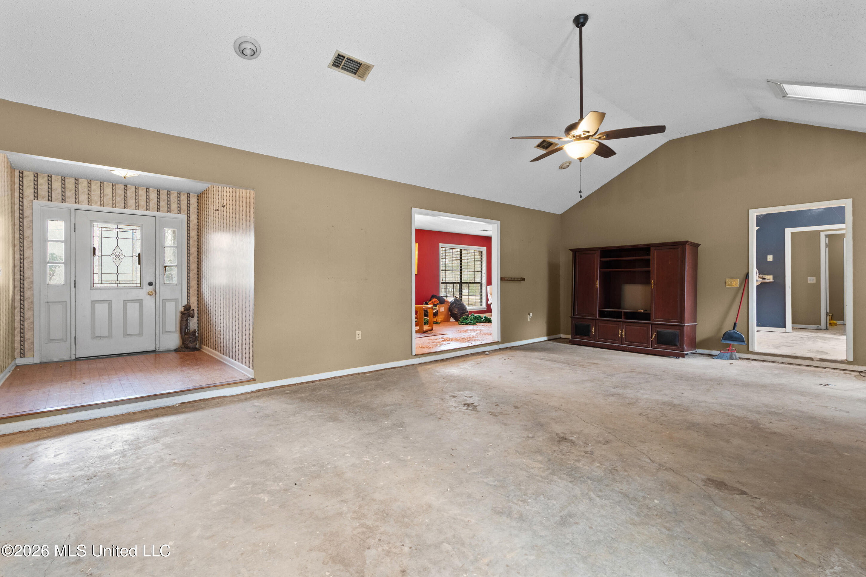 165 Devils Backbone Road Property Photo 10