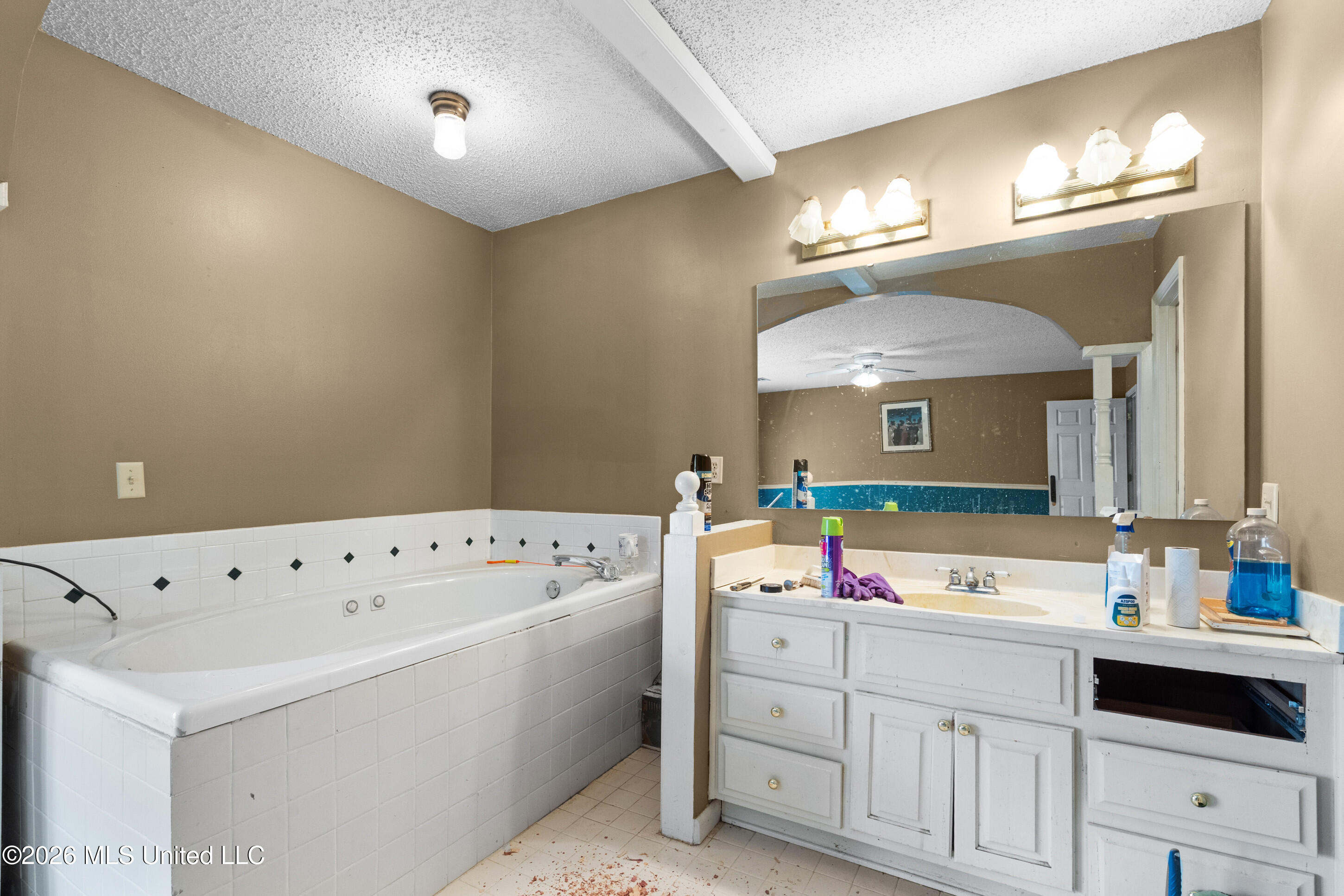 165 Devils Backbone Road Property Photo 24