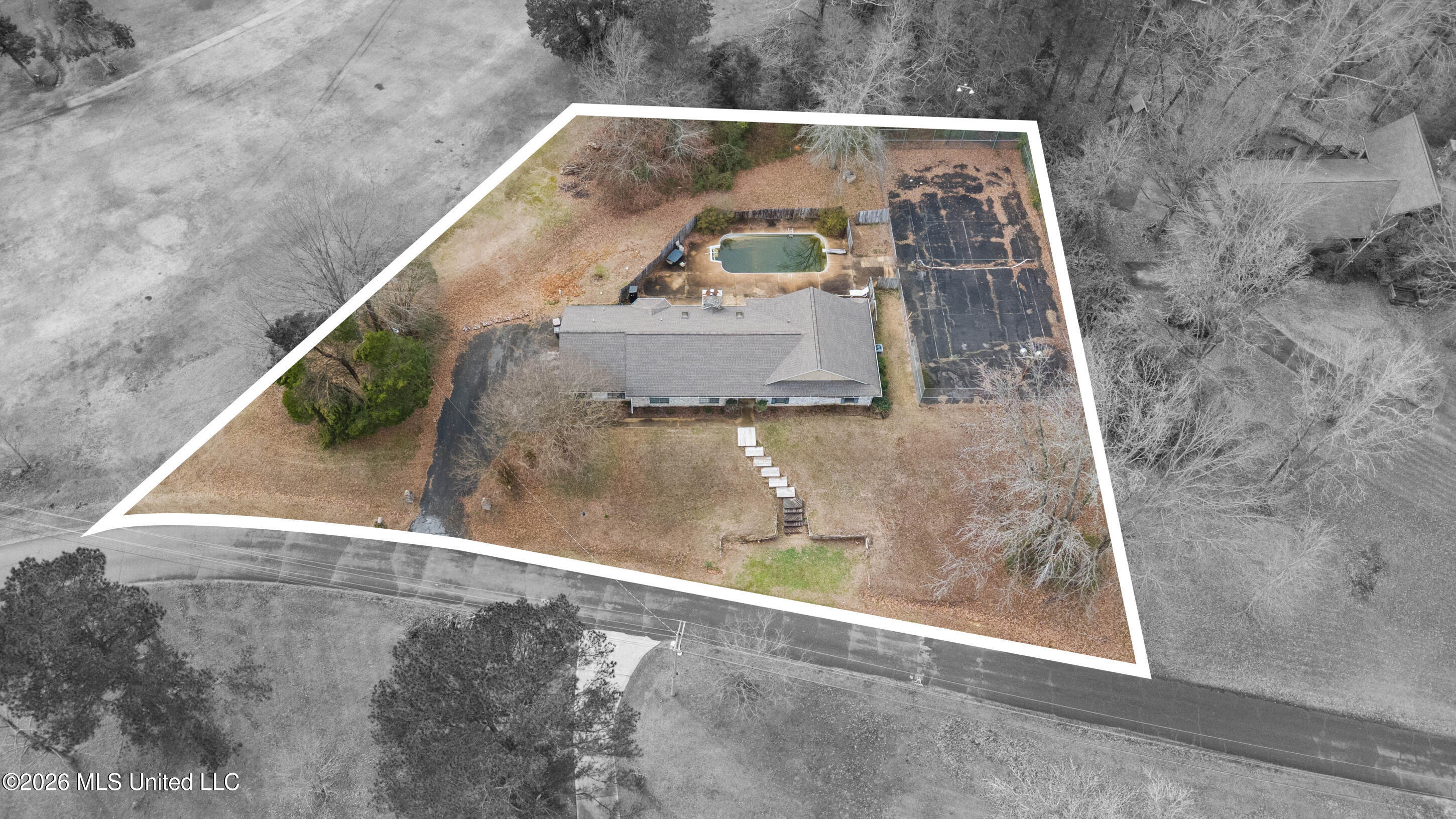 165 Devils Backbone Road Property Photo 32