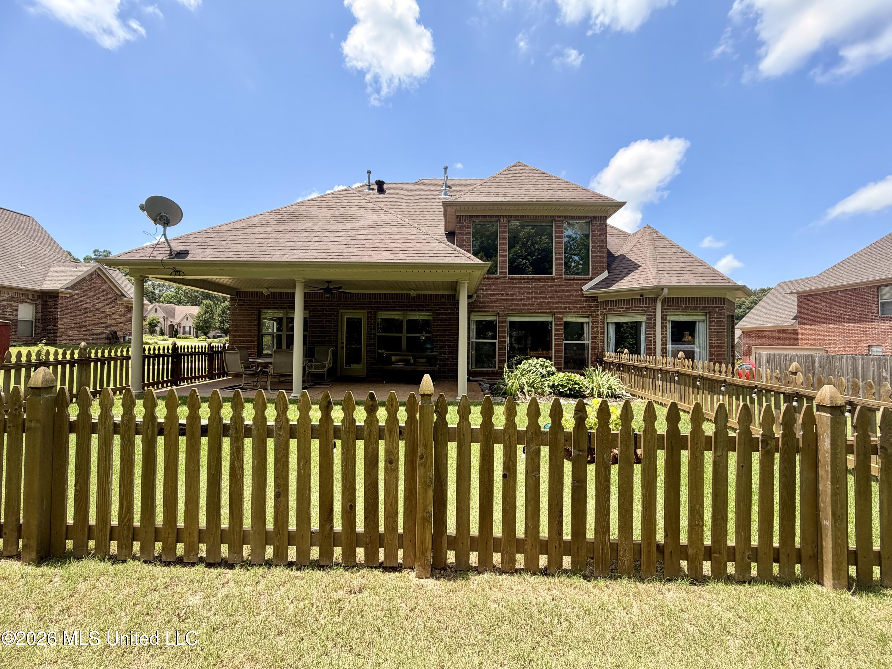 1884 W Keenlan Drive Property Photo 4