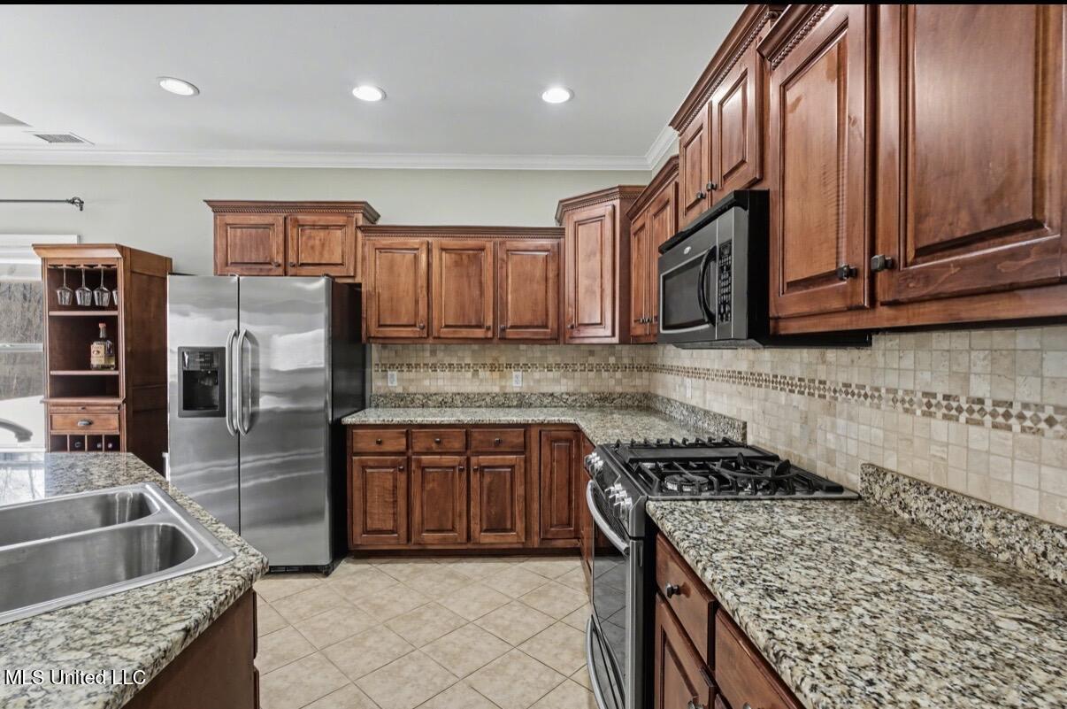 1884 W Keenlan Drive Property Photo 20