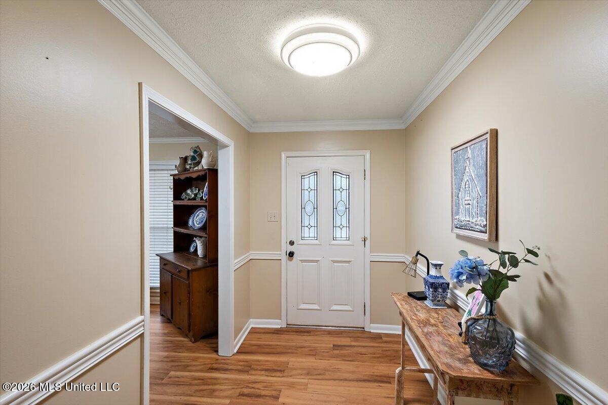 939 Tenby Drive Property Photo 6