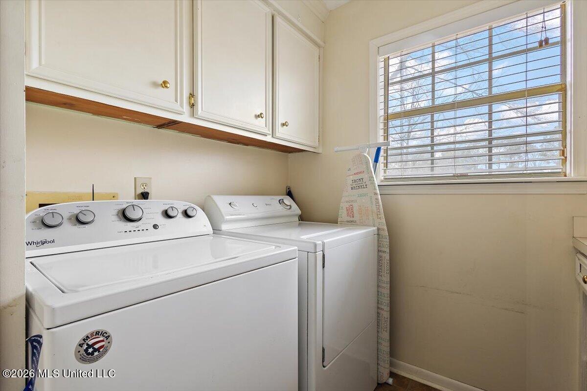 939 Tenby Drive Property Photo 23