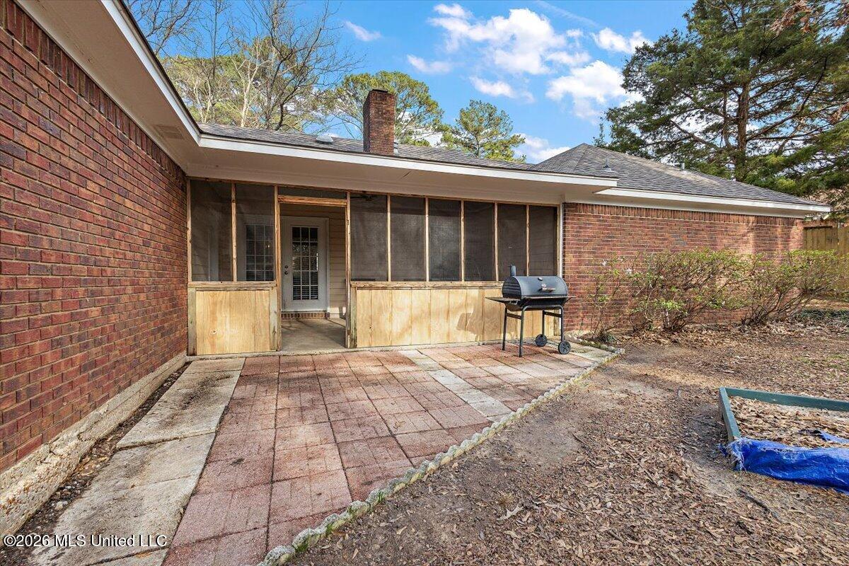 939 Tenby Drive Property Photo 26