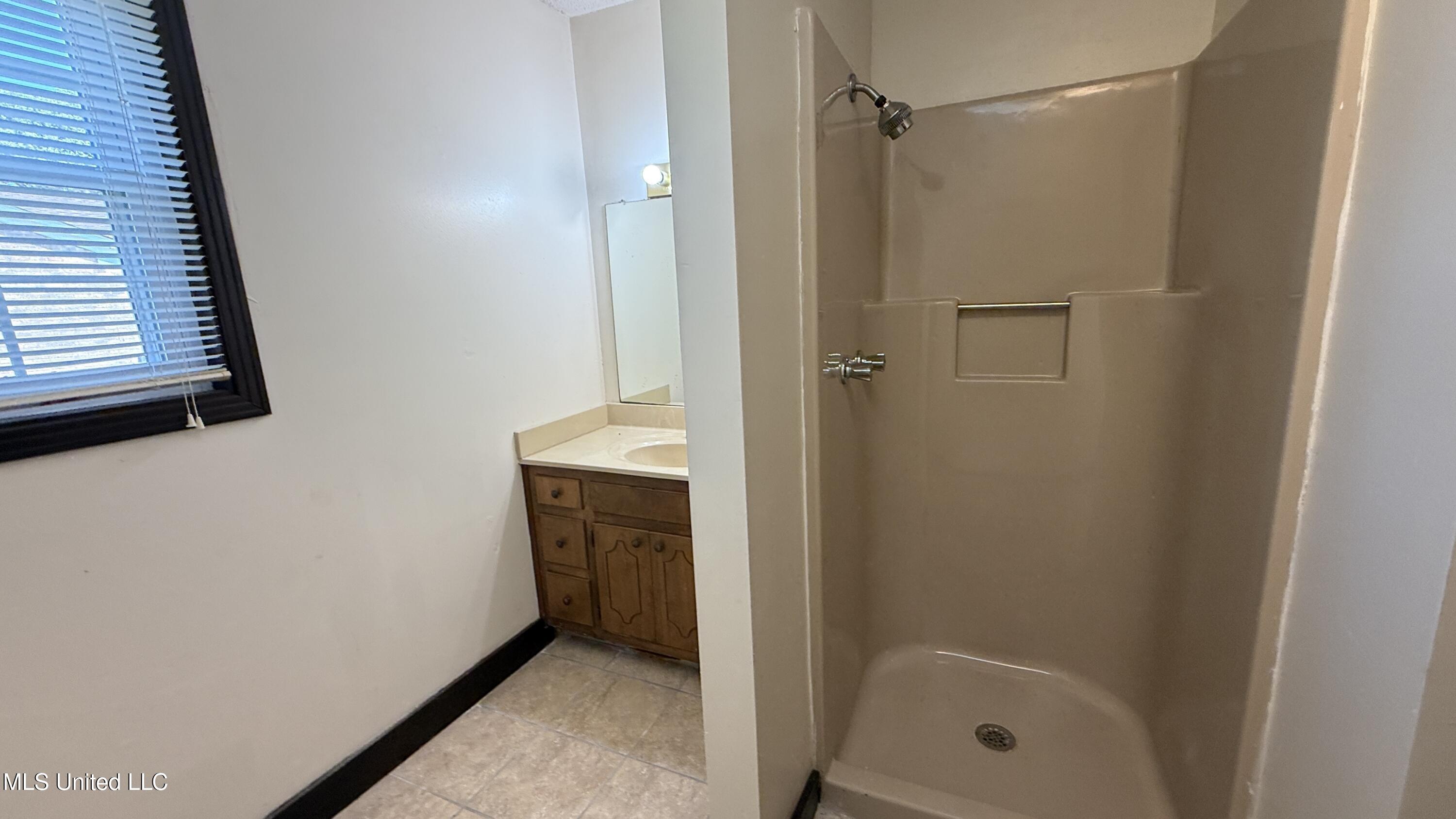 595 Swaney Drive Property Photo 22