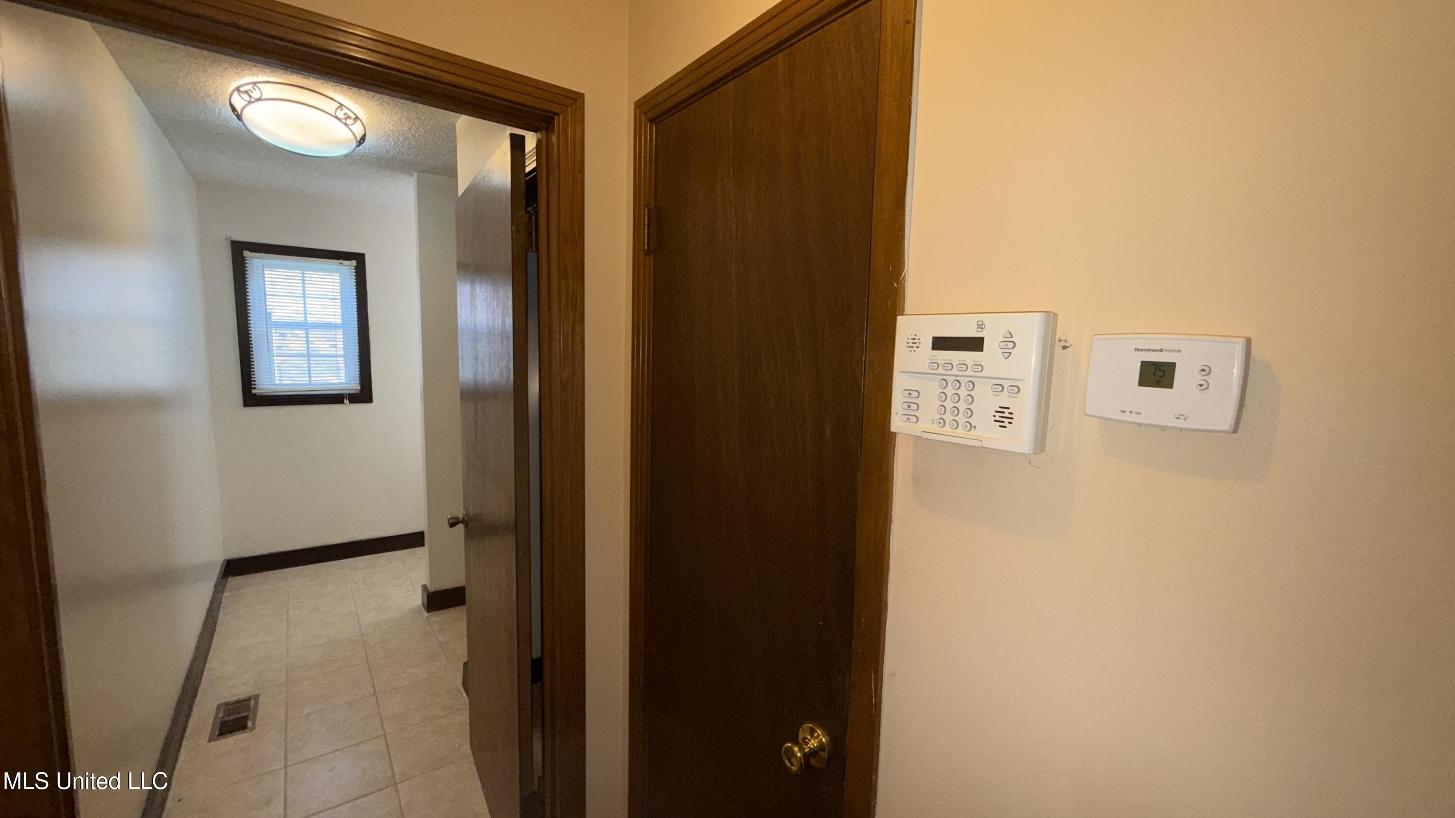 595 Swaney Drive Property Photo 31