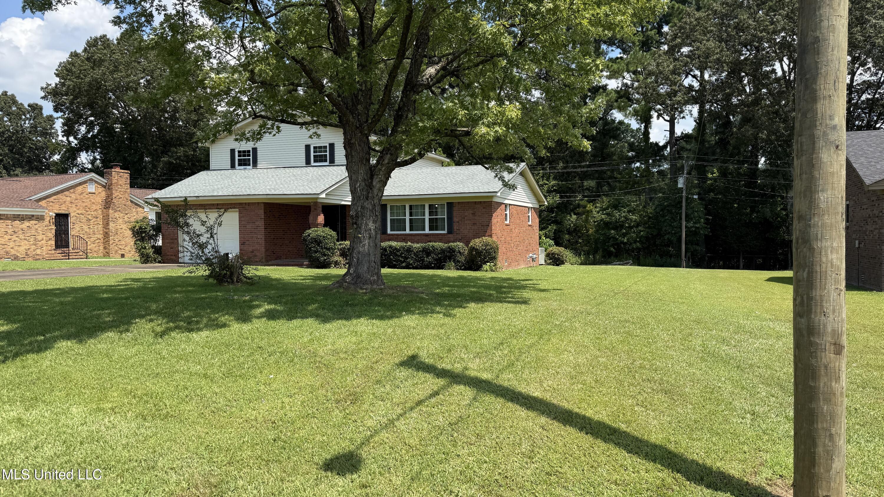 595 Swaney Drive Property Photo 40