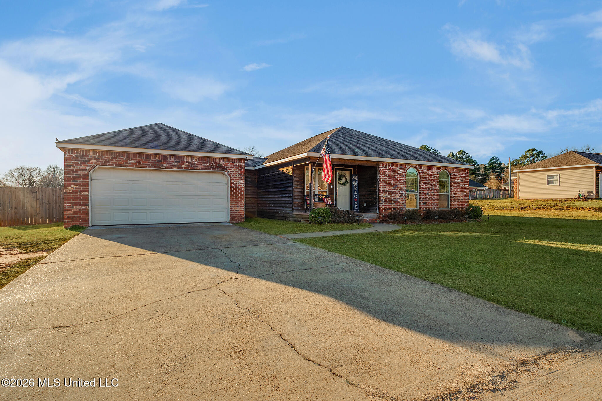 403 Chenoa Avenue Property Photo 1