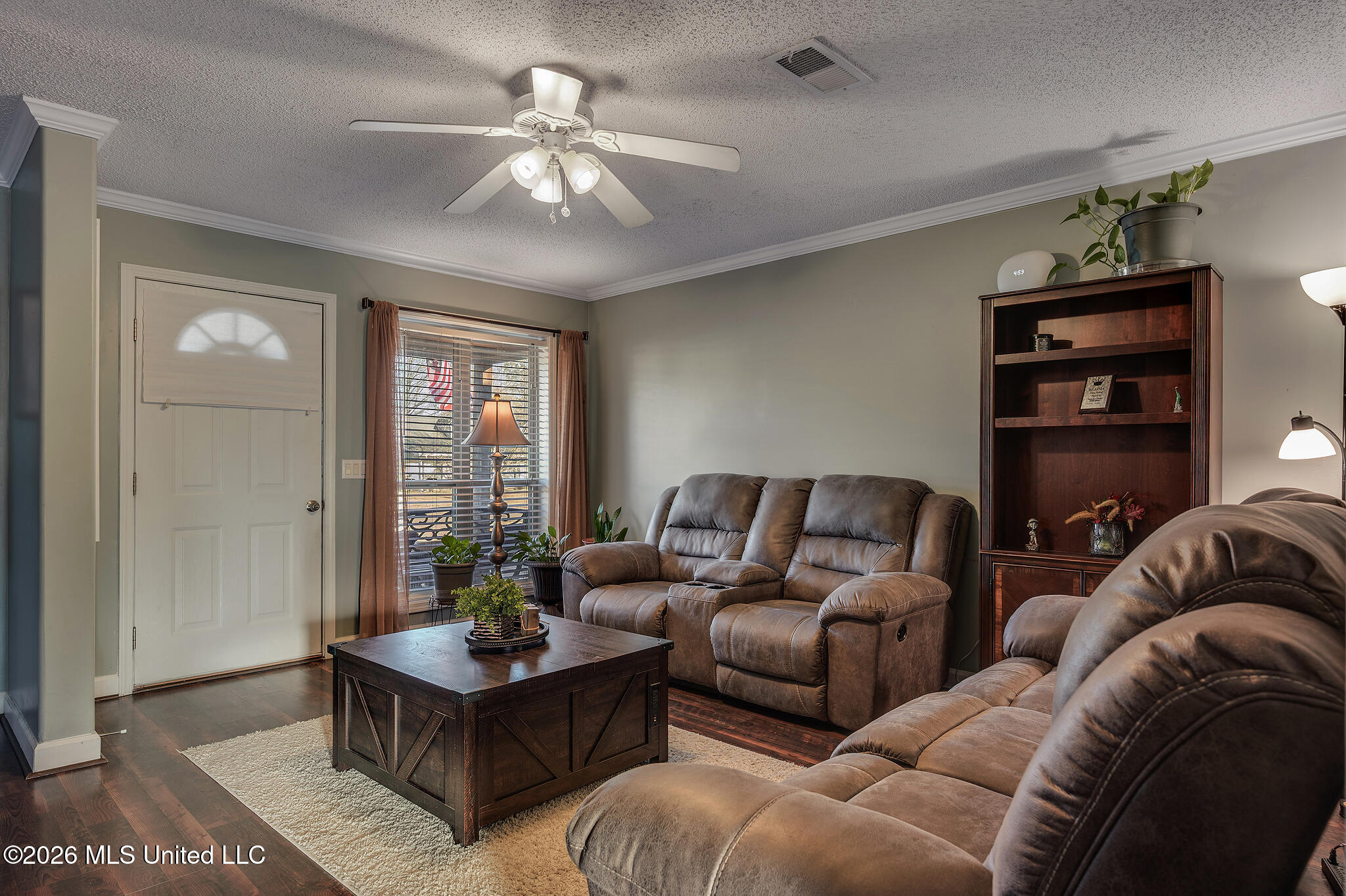 403 Chenoa Avenue Property Photo 2