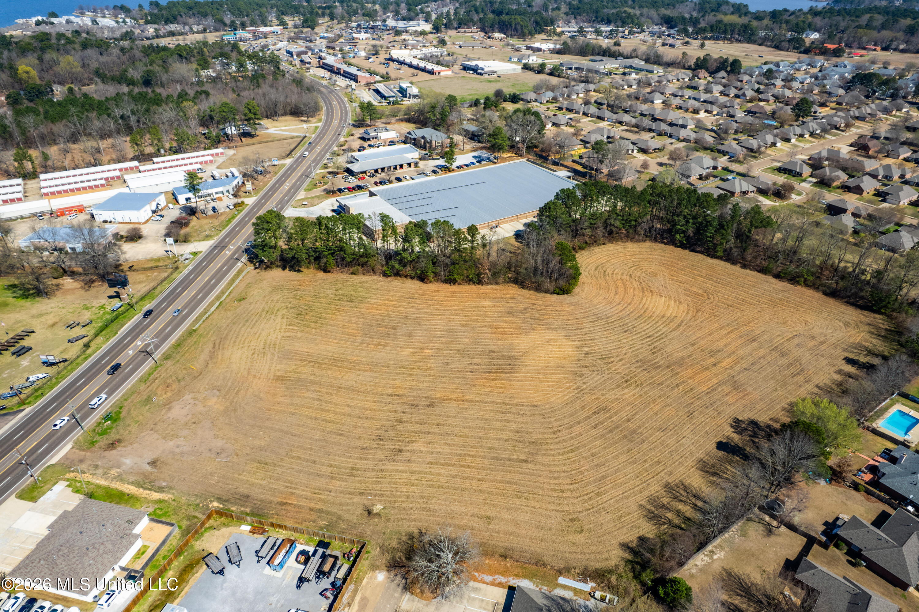 Old Fannin Road Property Photo 6