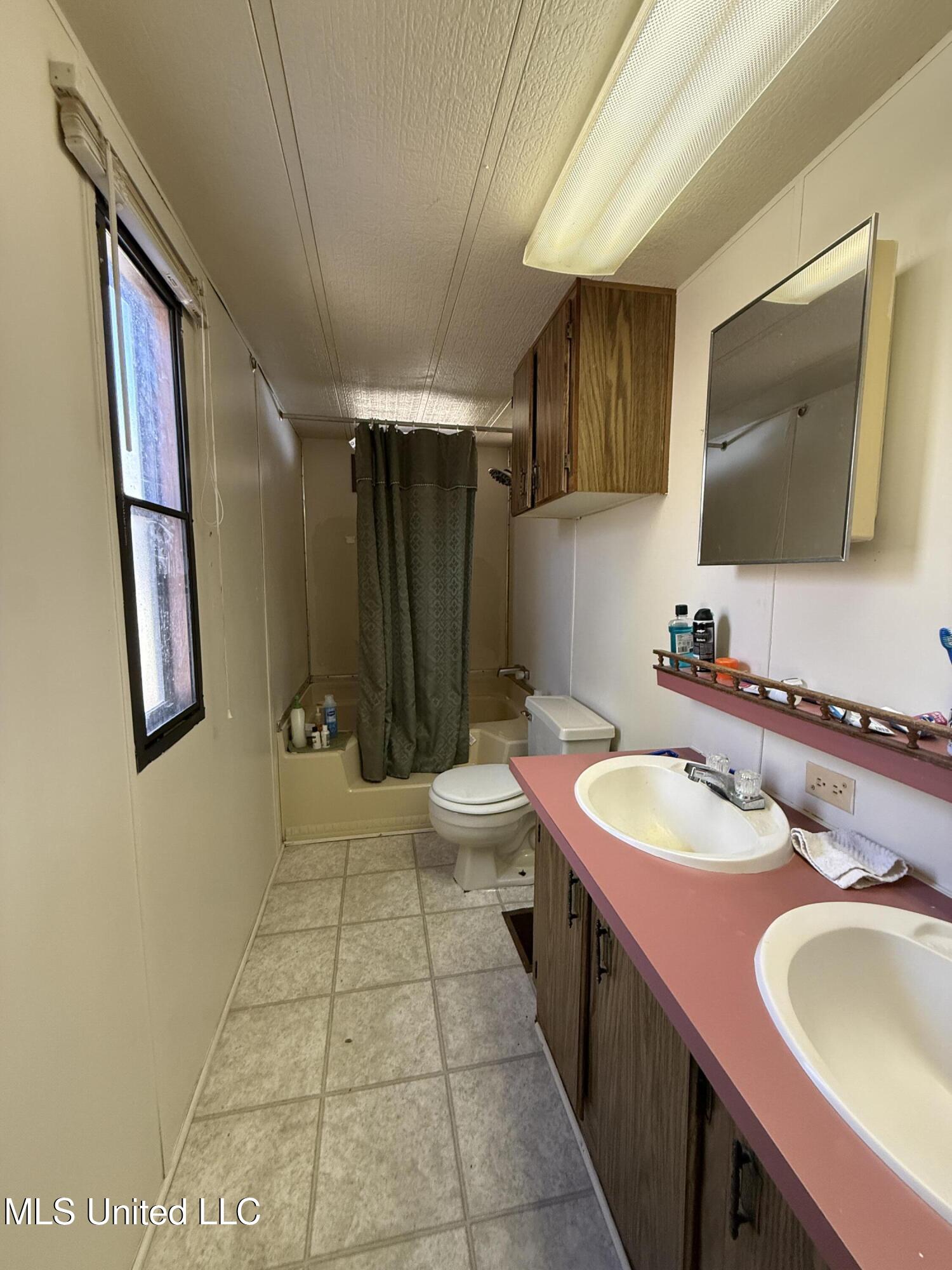114 Huff Lane Property Photo 10