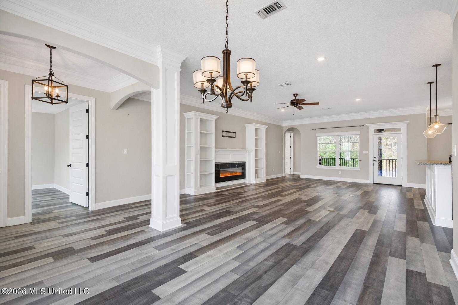 5629 Via Toscana Property Photo 3