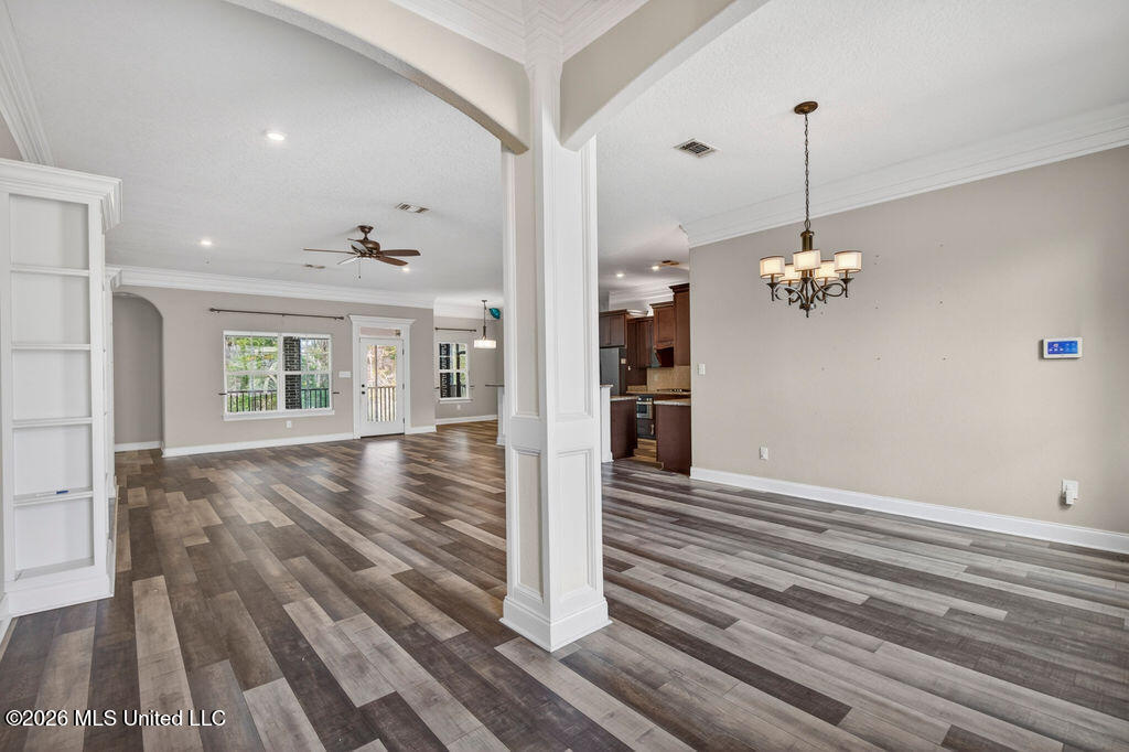 5629 Via Toscana Property Photo 5