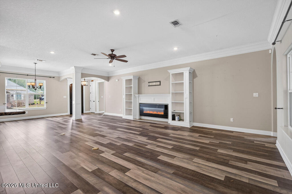 5629 Via Toscana Property Photo 7