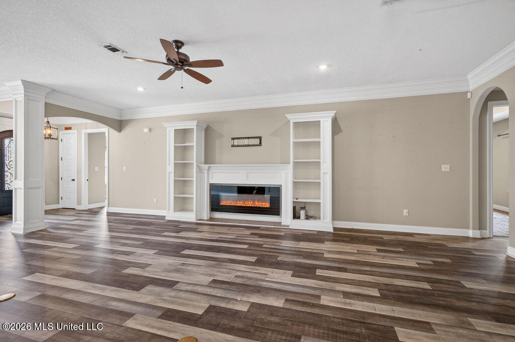 5629 Via Toscana Property Photo 9