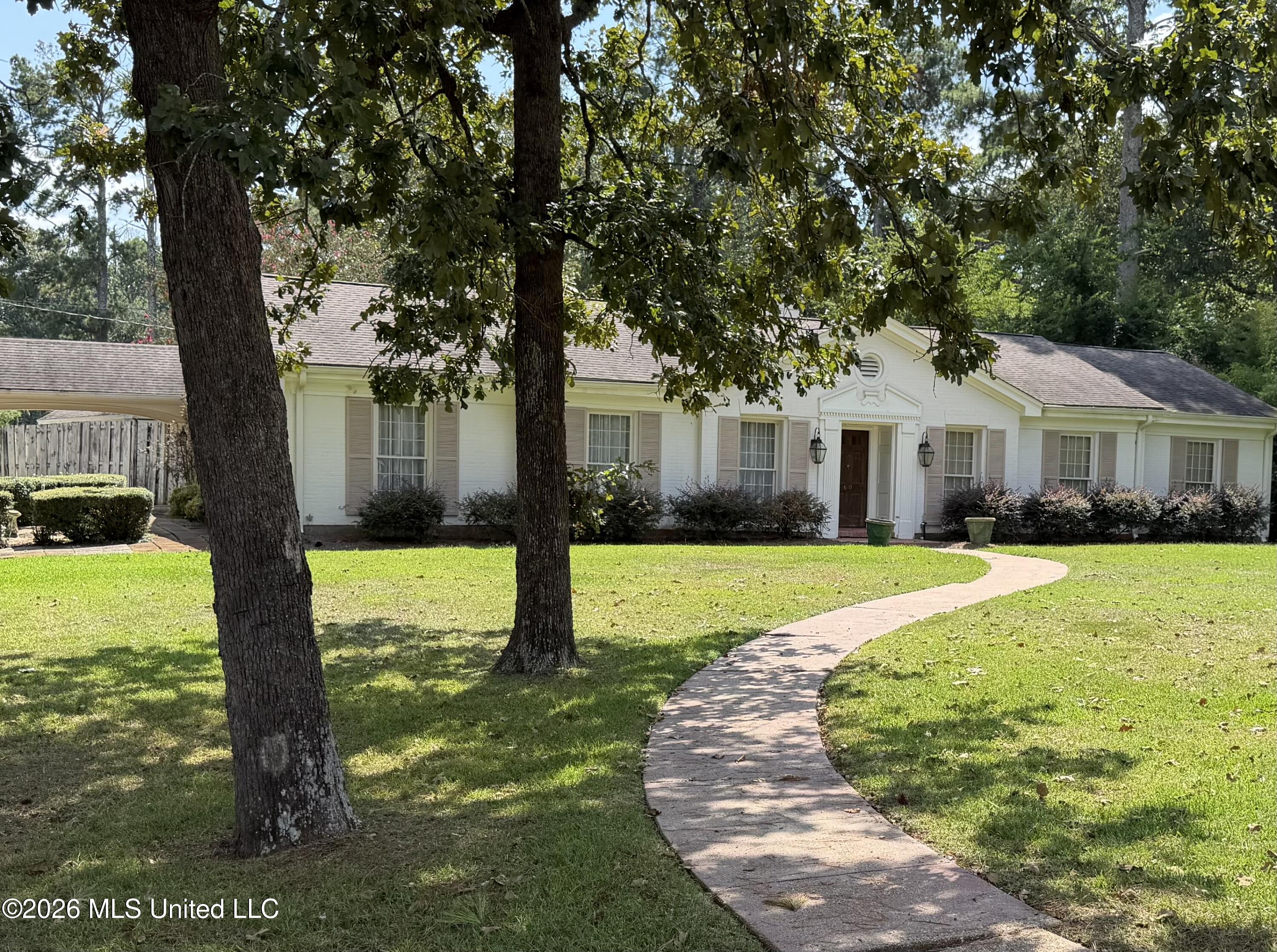 610 Marion Boulevard Property Photo 1