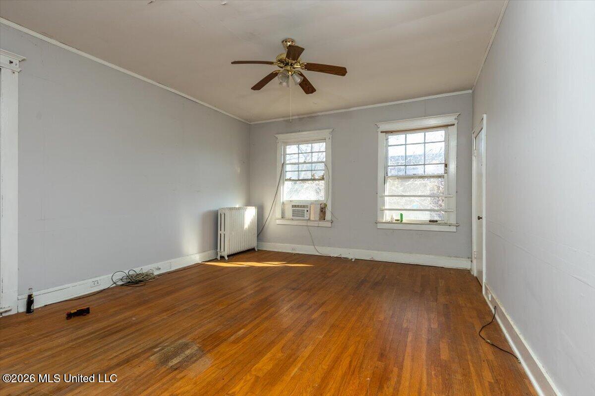 195 N Walthall Street Property Photo 21