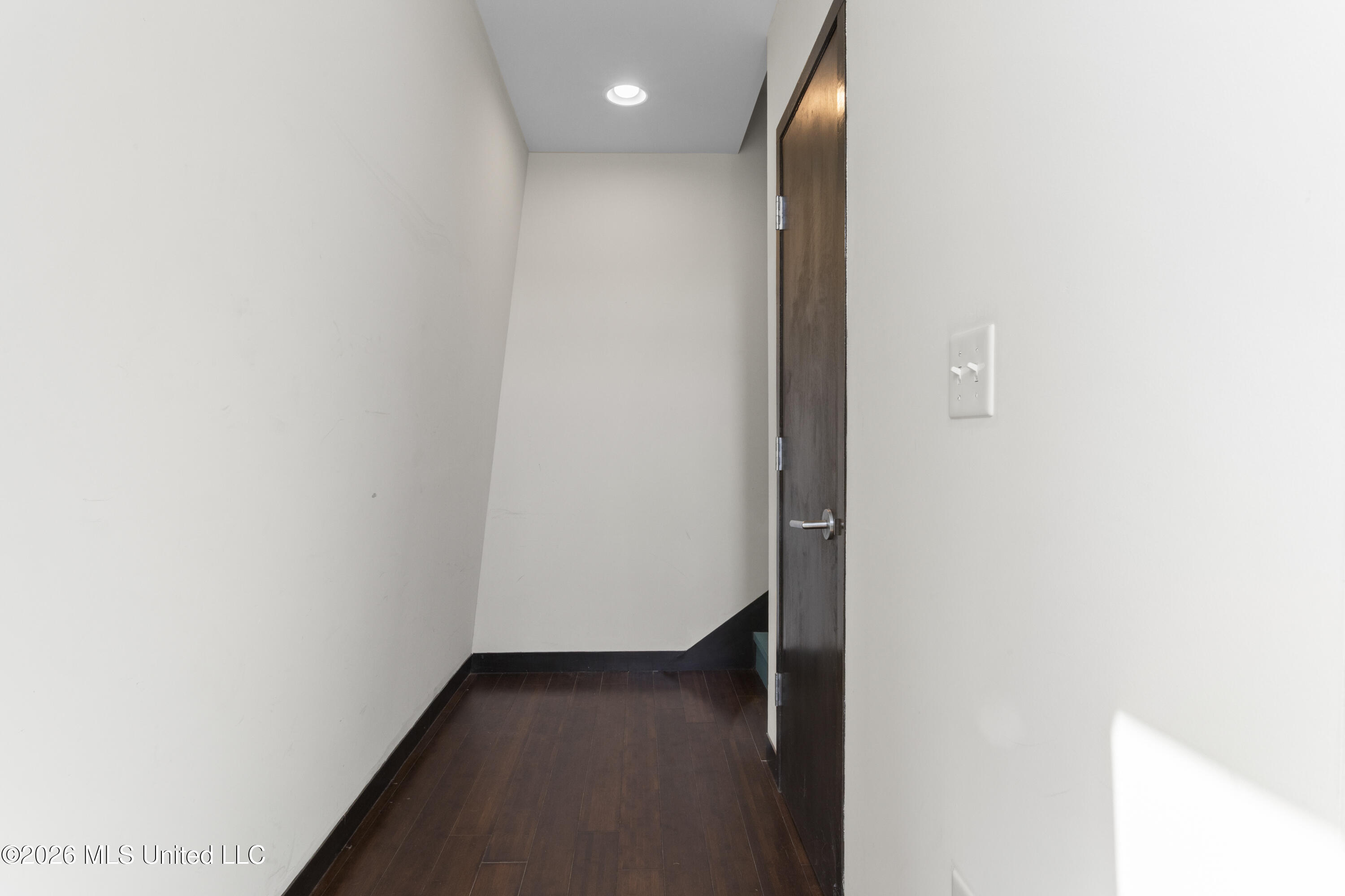 443/441 Main Street Property Photo 32