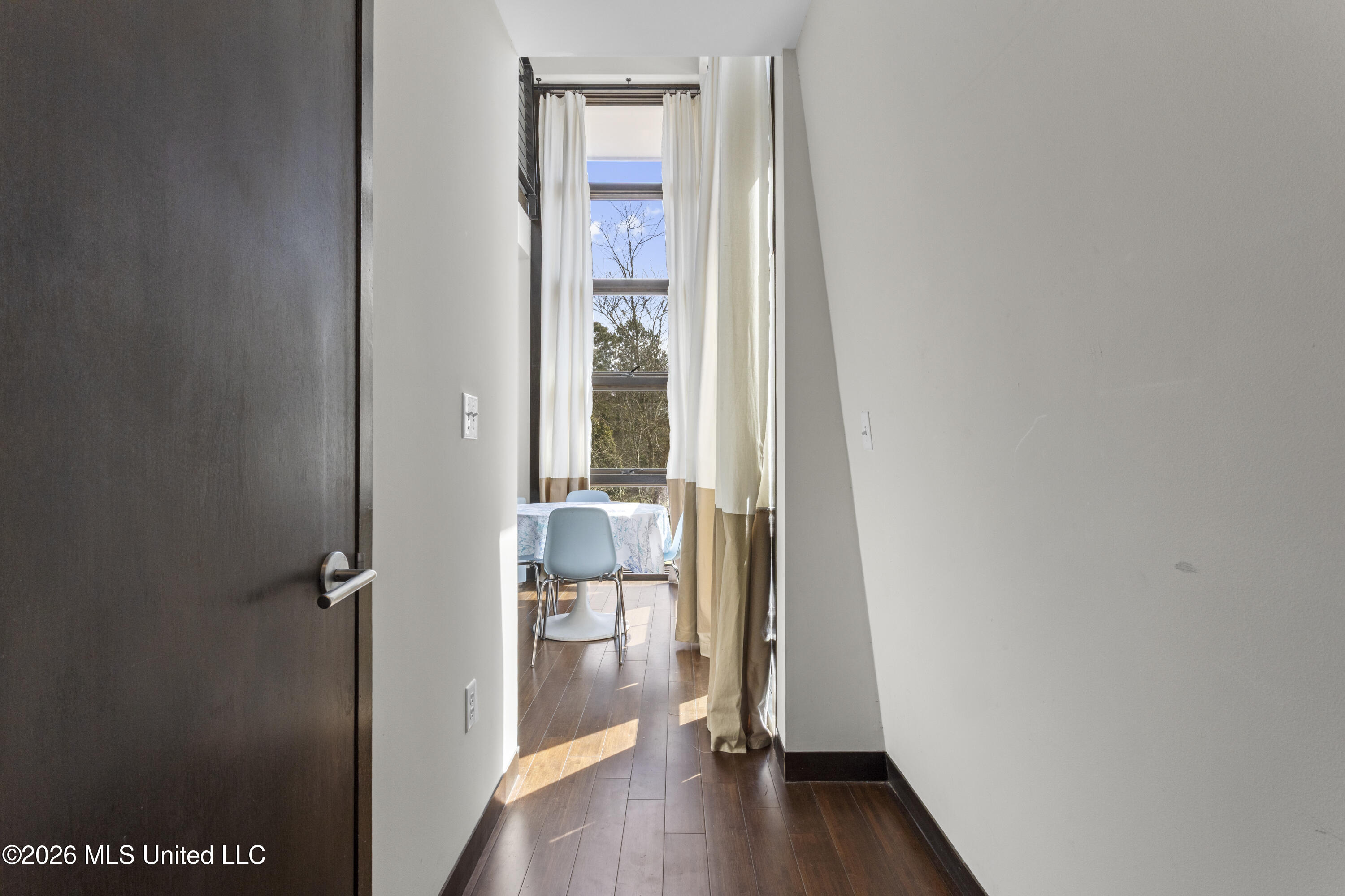 443/441 Main Street Property Photo 33