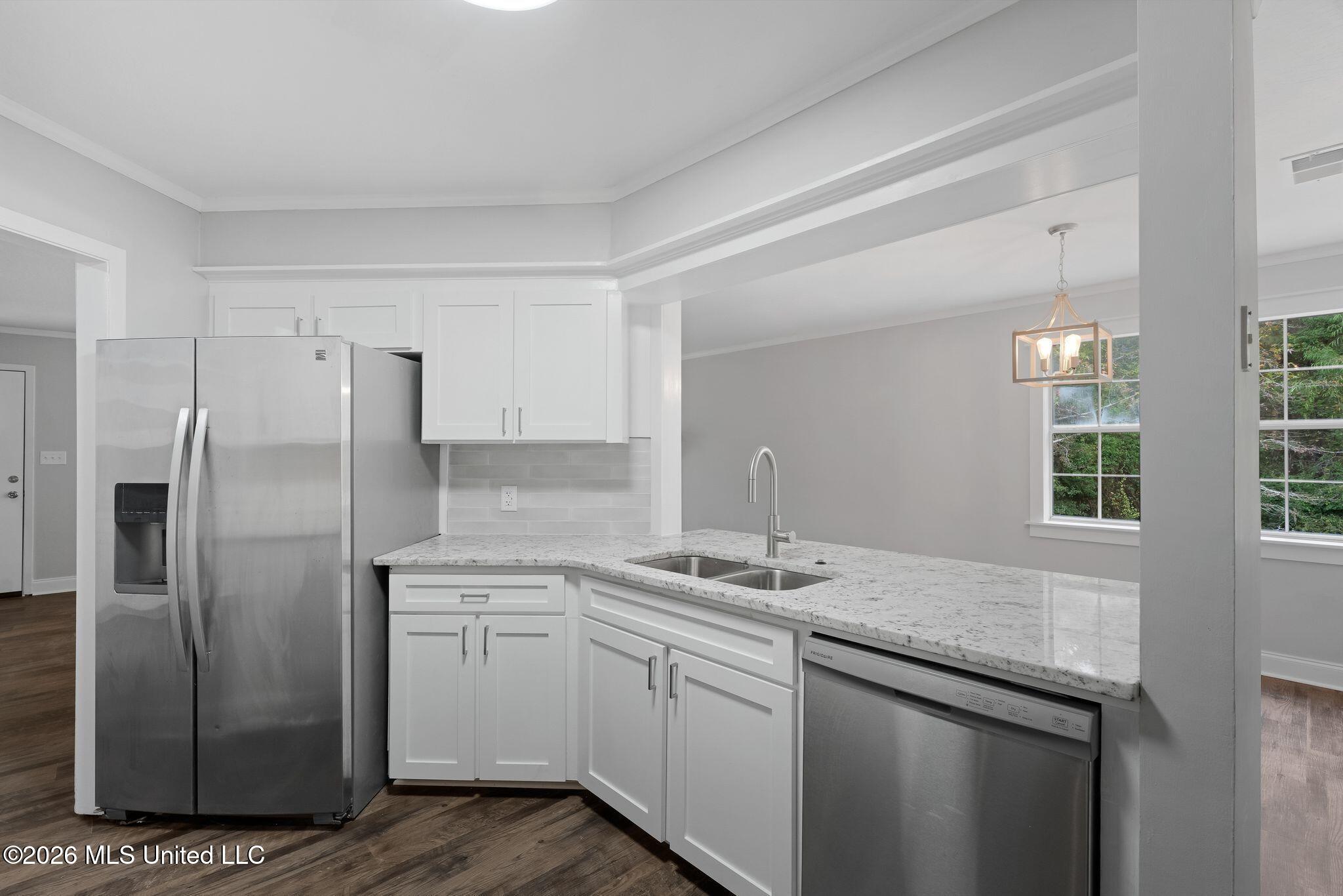 10 Poplar Drive Property Photo 14