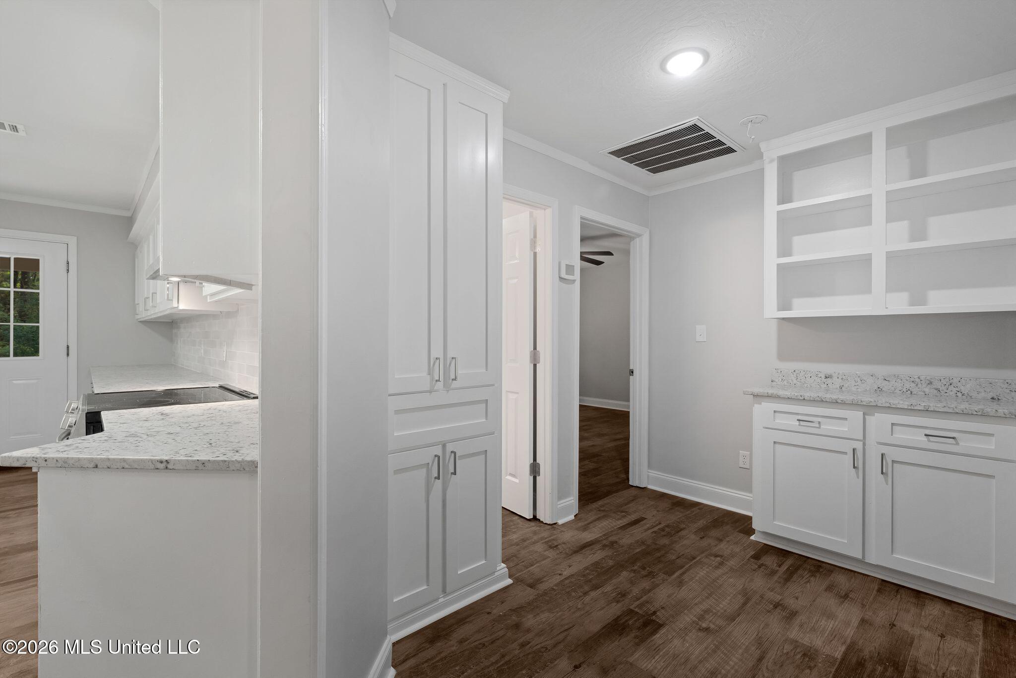 10 Poplar Drive Property Photo 18