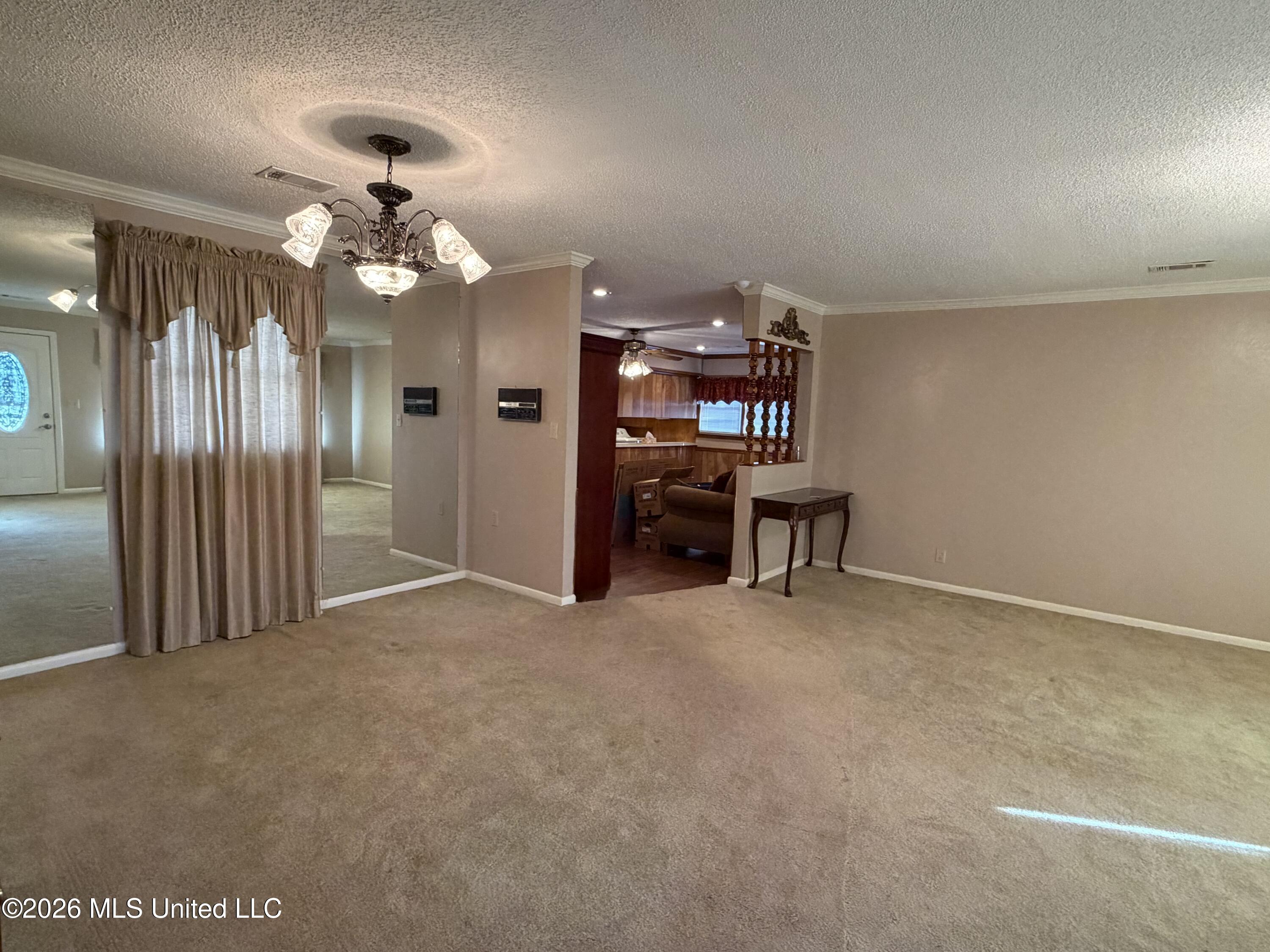720 Central Street Property Photo 15
