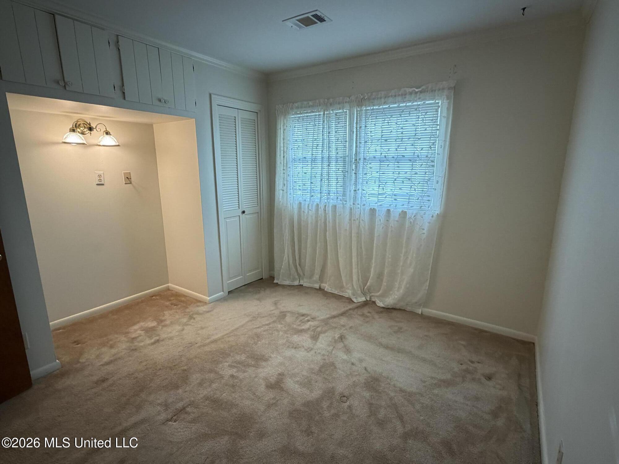 720 Central Street Property Photo 17