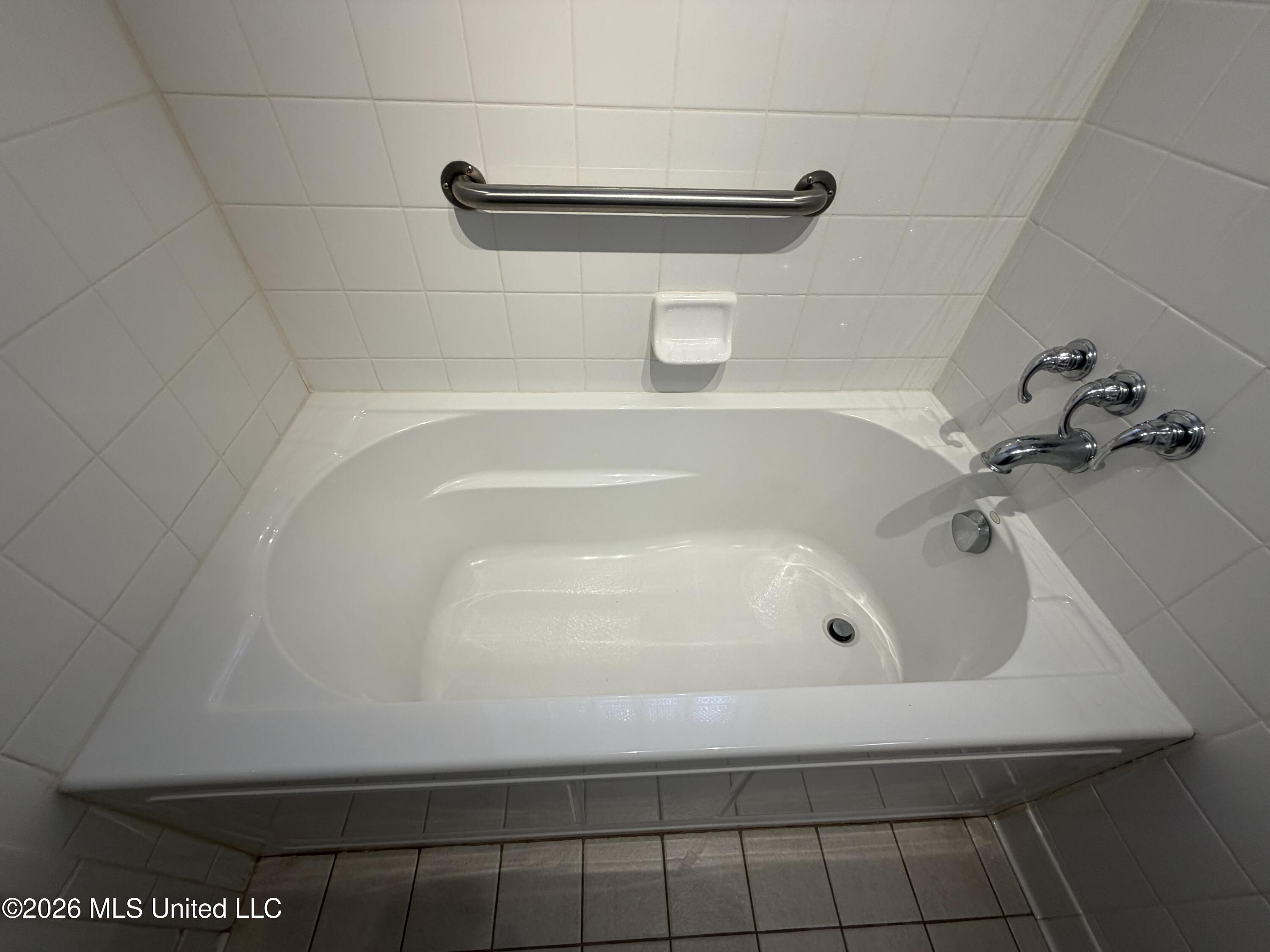 720 Central Street Property Photo 20